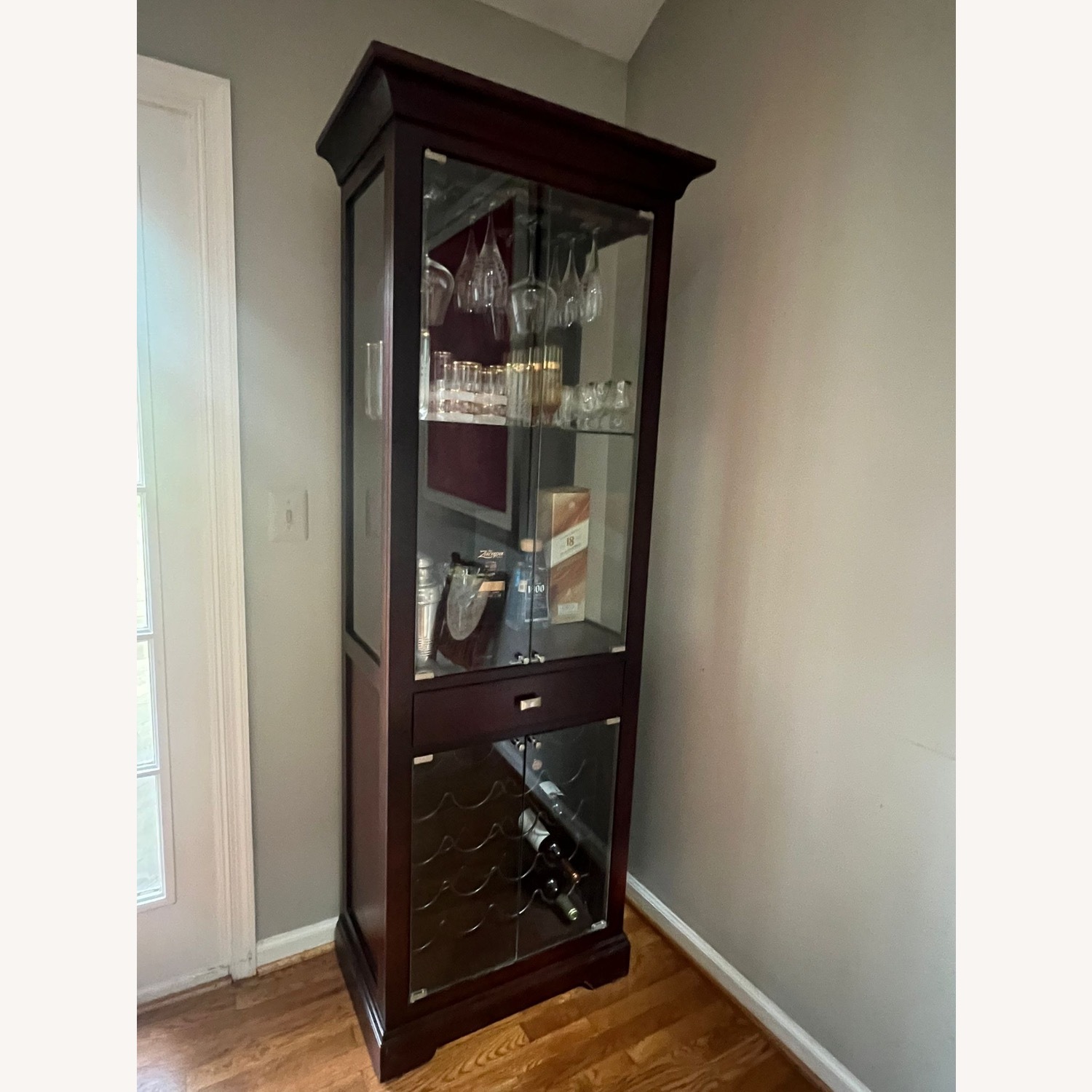 Thomasville Luxury Display Cabinet w Wine Holder - image-4
