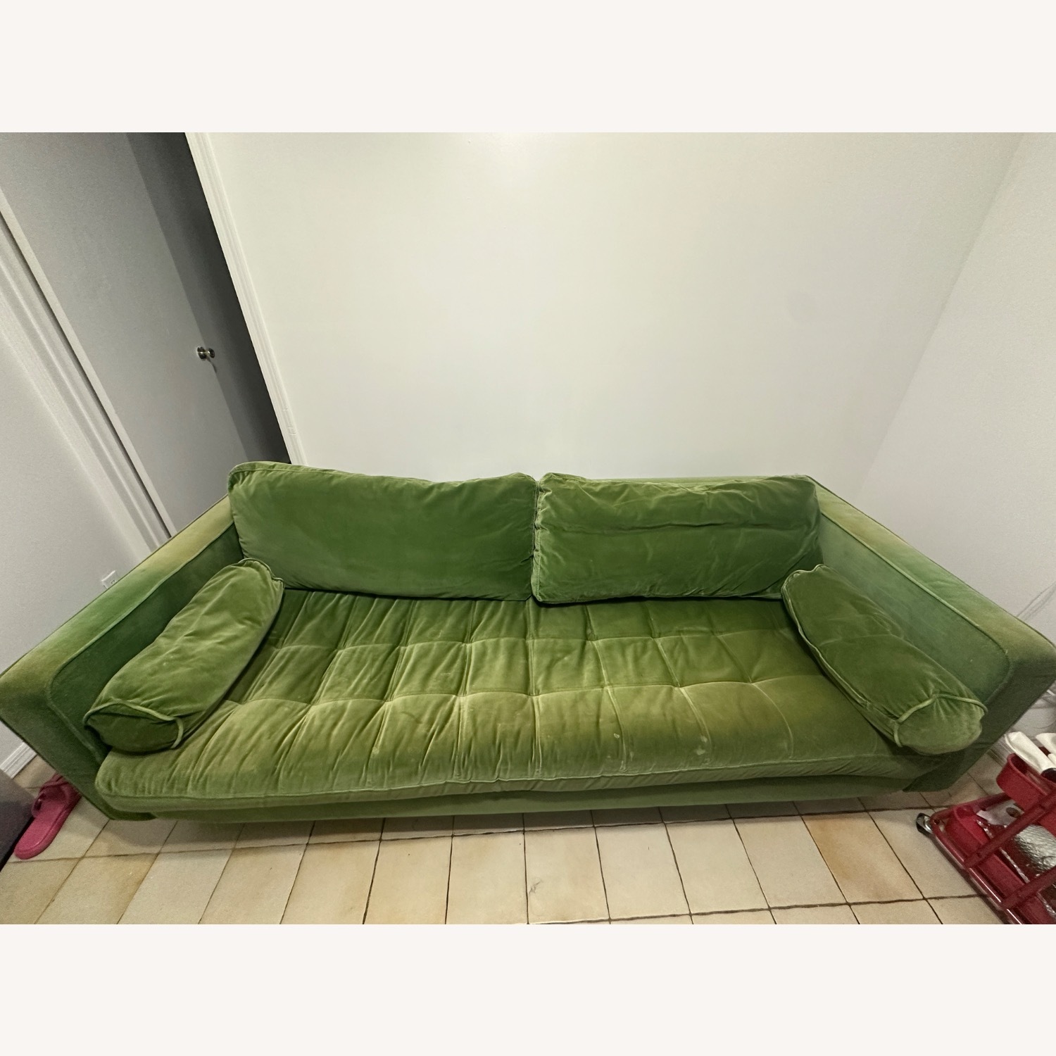 Article Sven Green Velvet Sofa - image-1