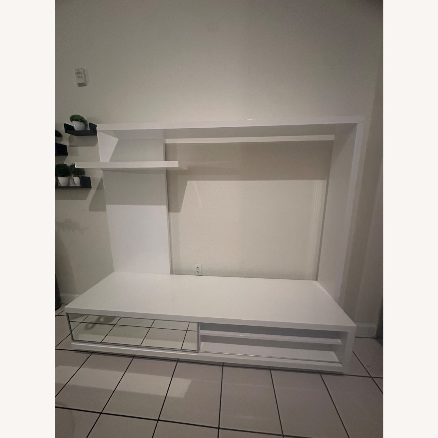 Shelves & Mirror Doors - image-5