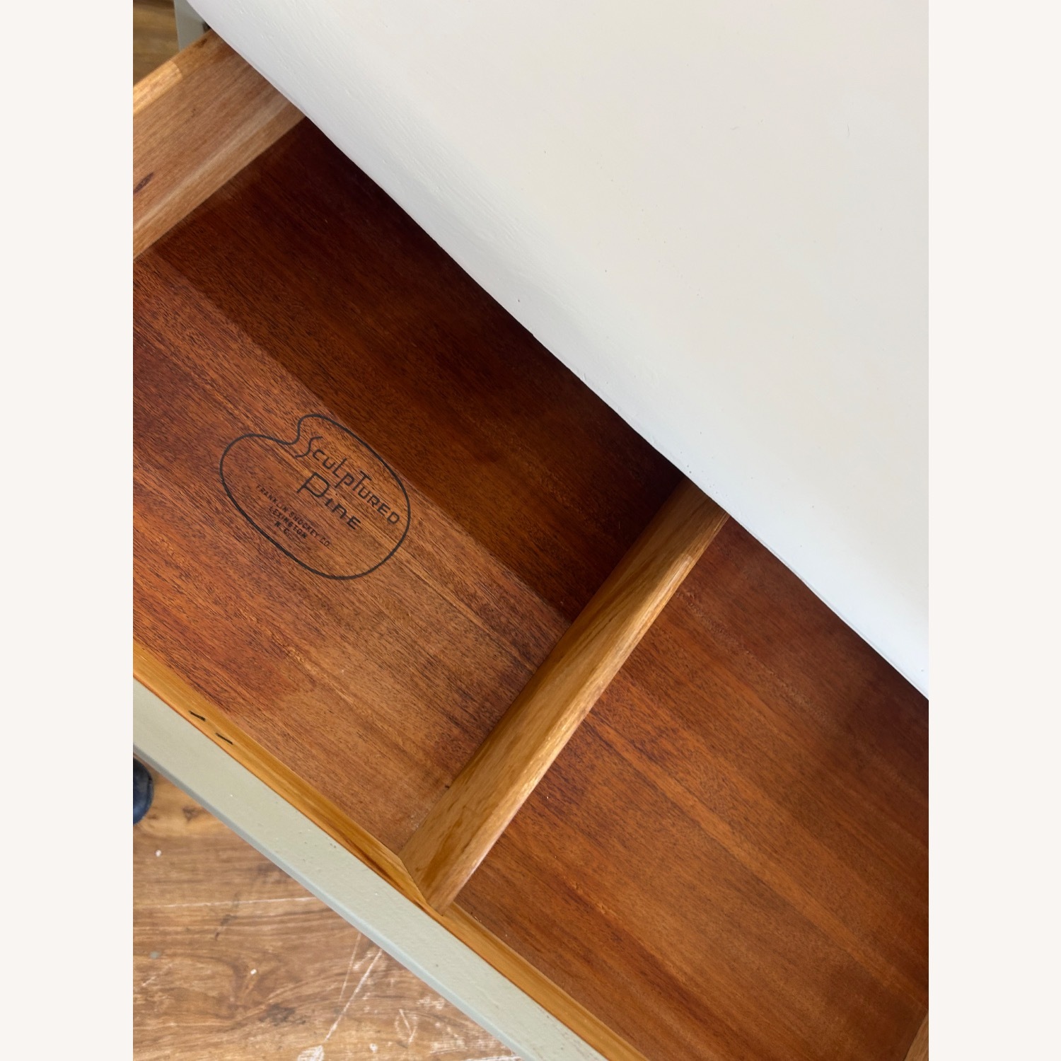 Sculptured Pine Dresser - image-6