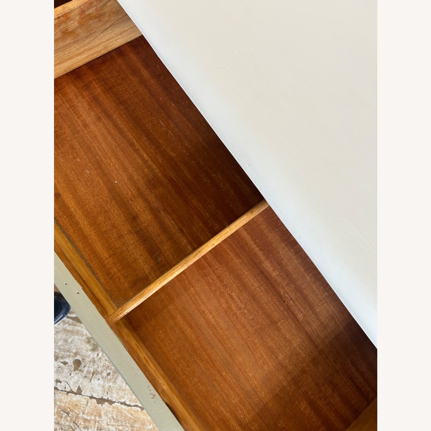 Sculptured Pine Dresser - image-7