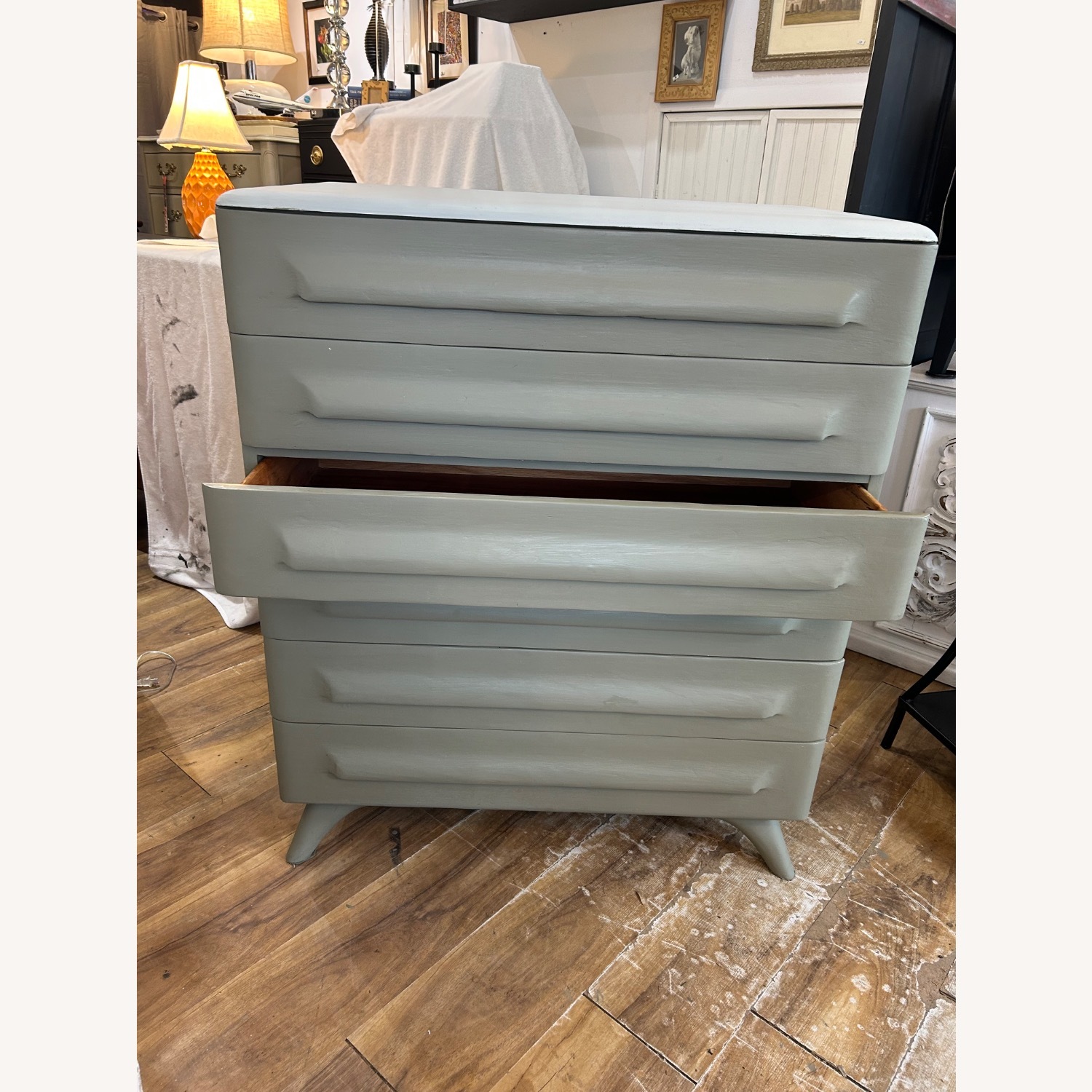 Sculptured Pine High Dresser - image-4