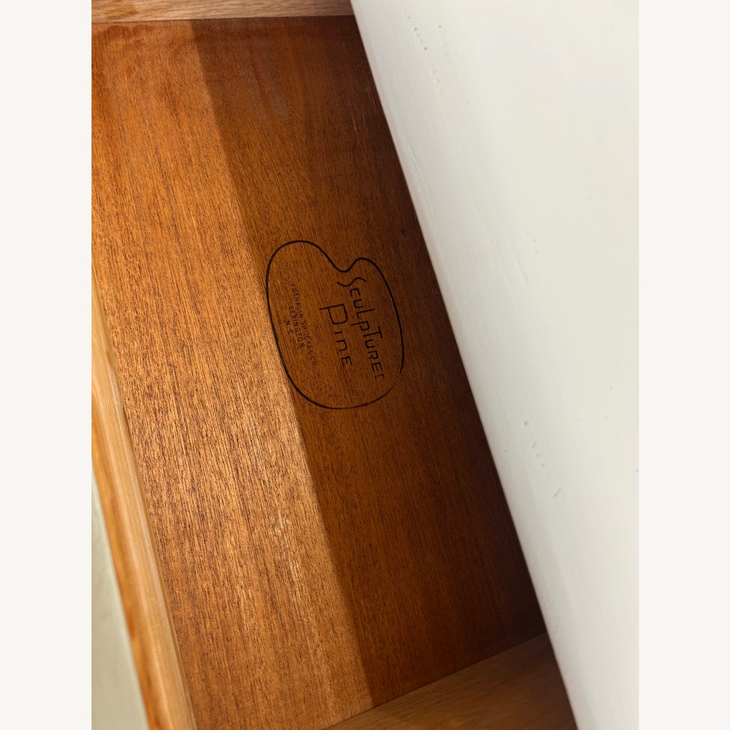 Sculptured Pine High Dresser - image-8