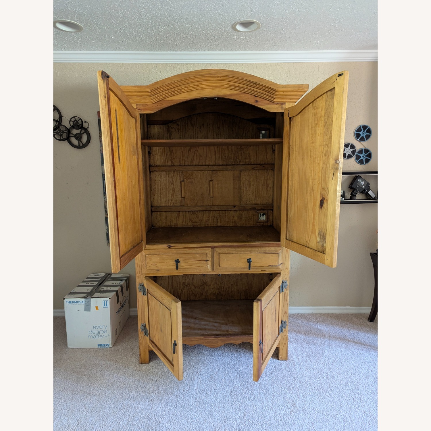 Armoire/Entertainment Center - image-2