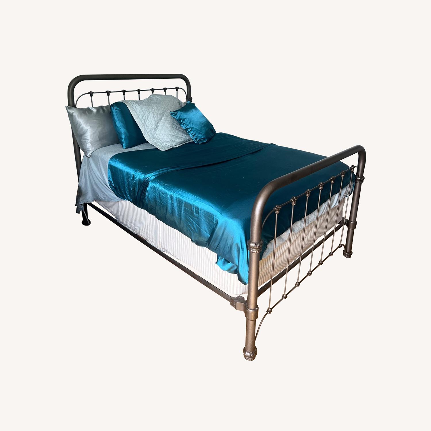 Antique Hudson Valley Grey Metal High Bed - image-0