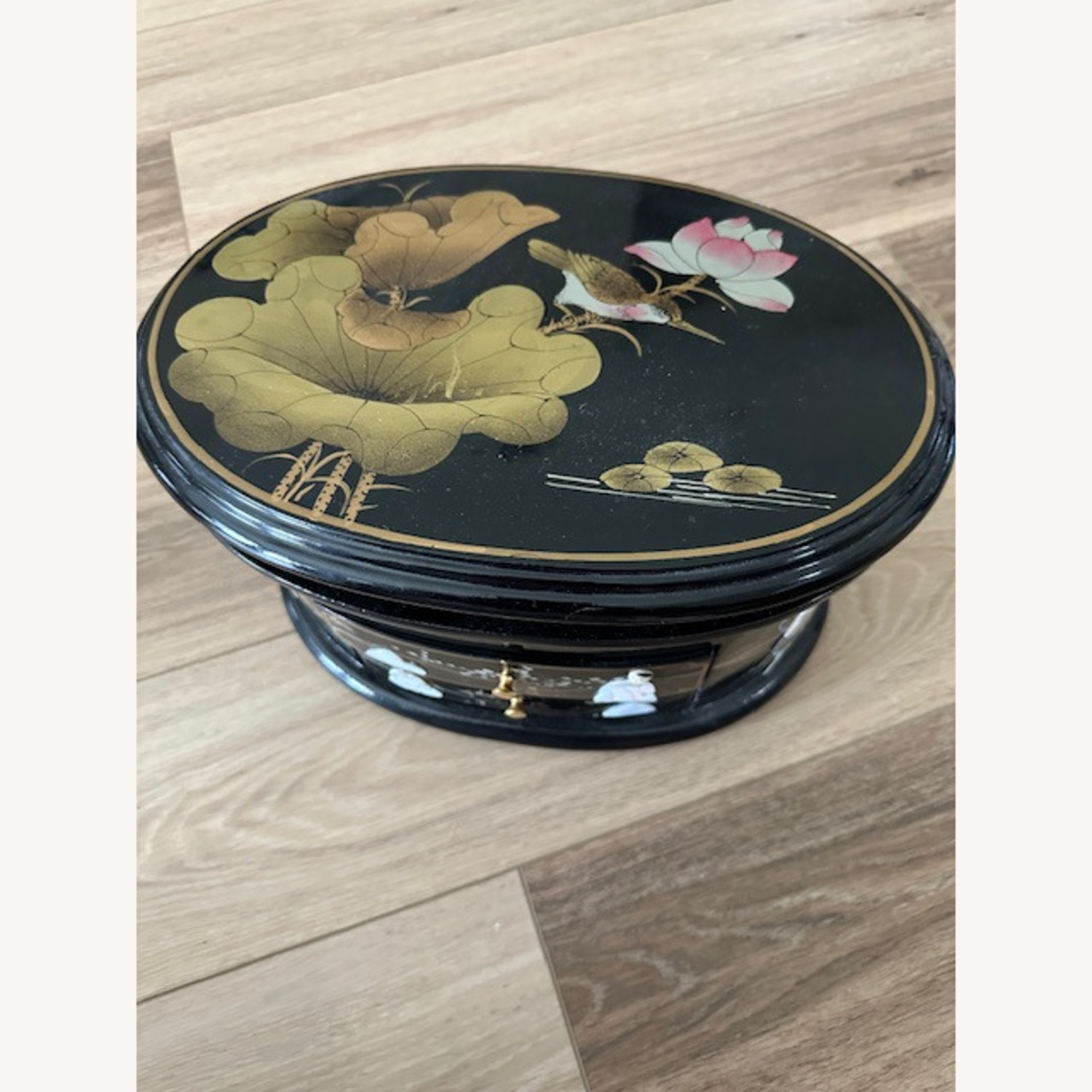 Oriental Jewelry Case - image-5