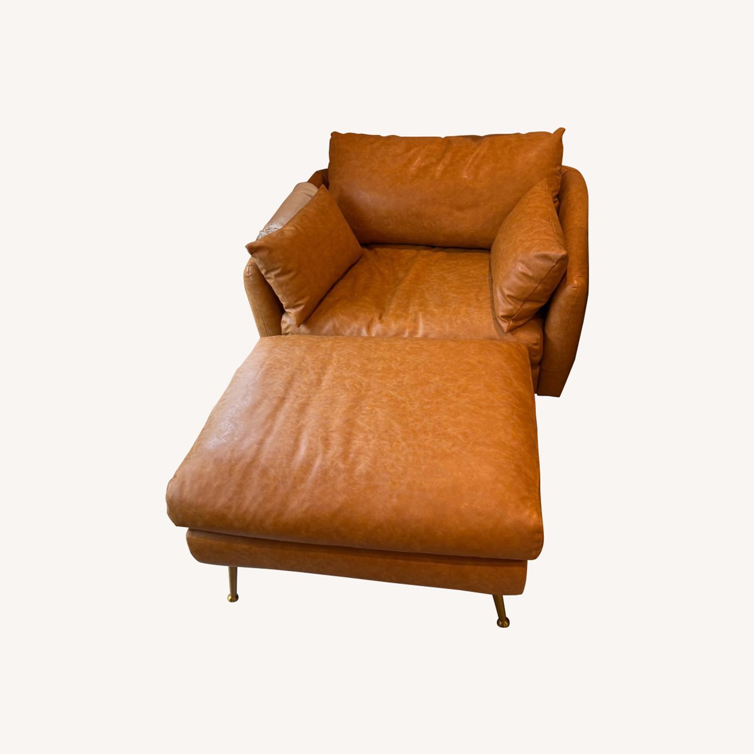 Park Armchair (Vegan Leather) - image-0