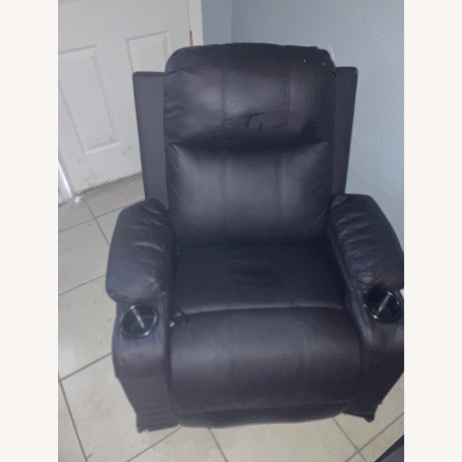 Recliner Sofa - image-1