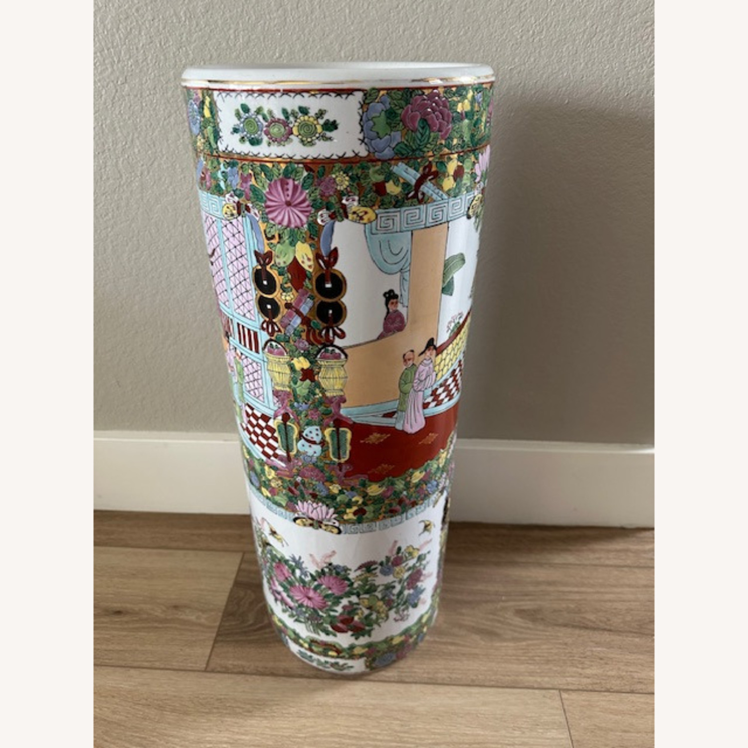 Umbrellars Vase - image-3