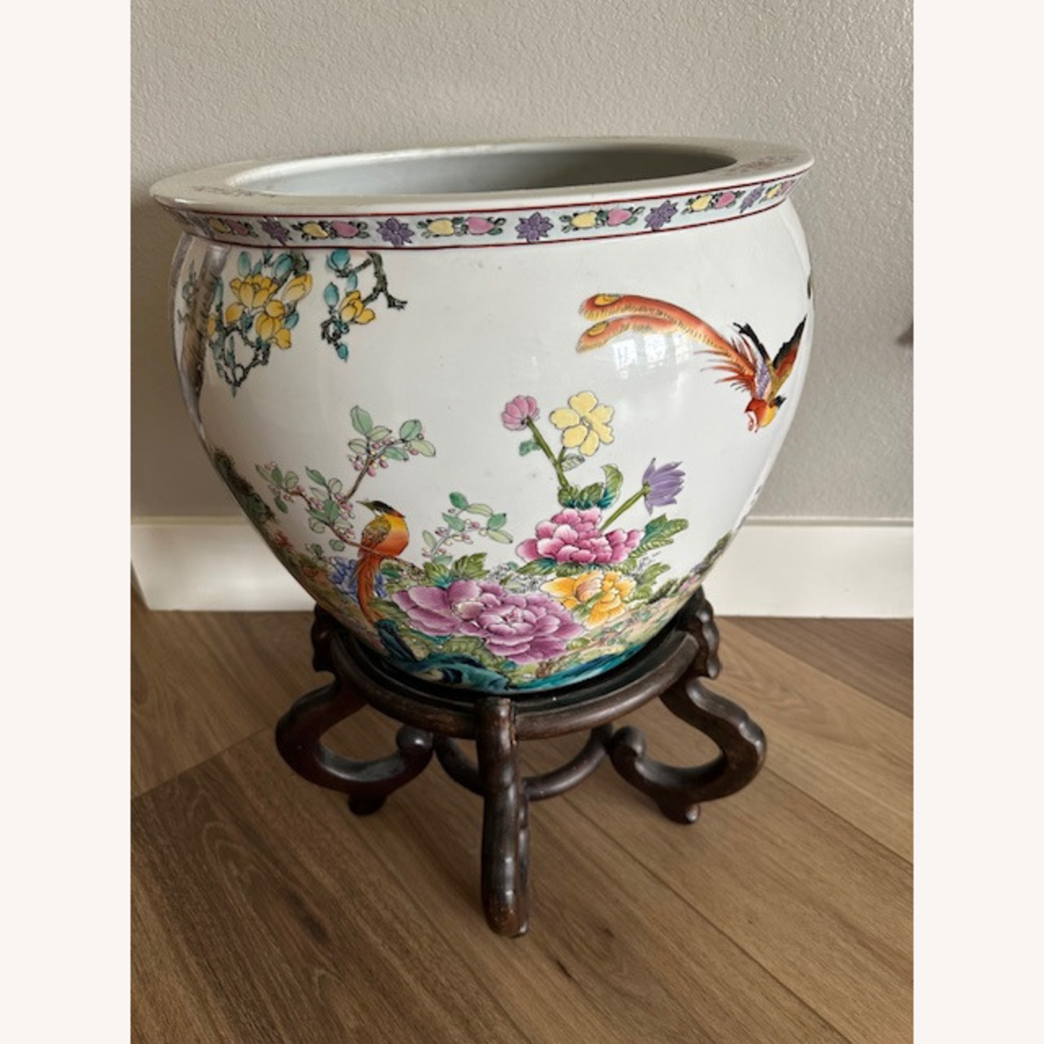 Oriental Vase  - image-1