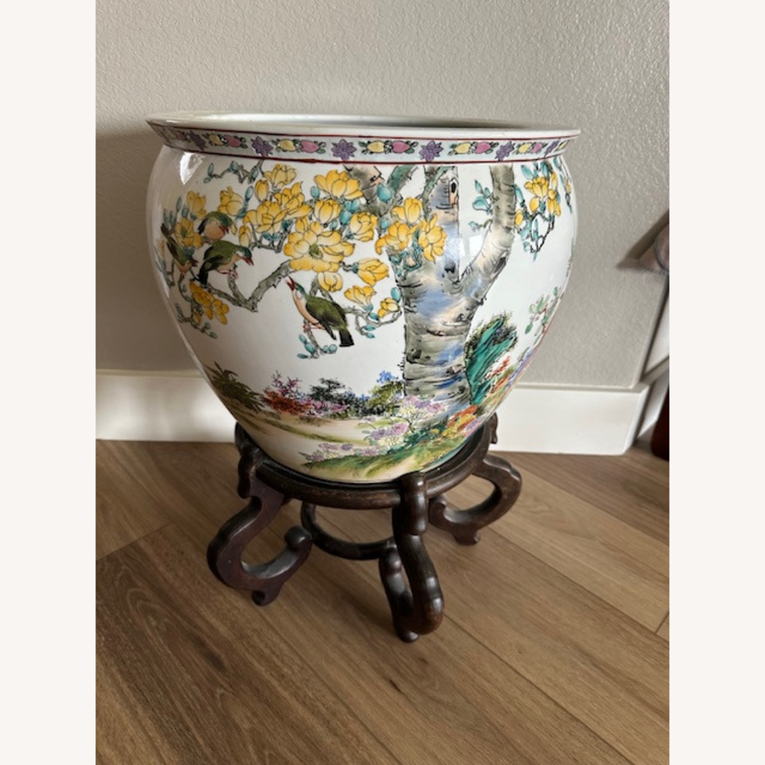 Oriental Vase  - image-2