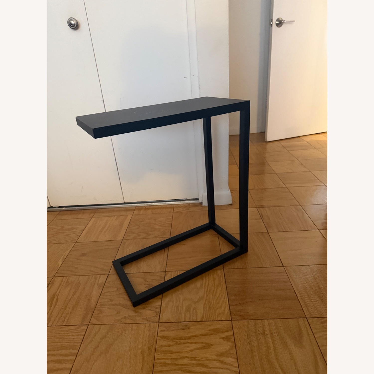 Crate And Barrel C Table