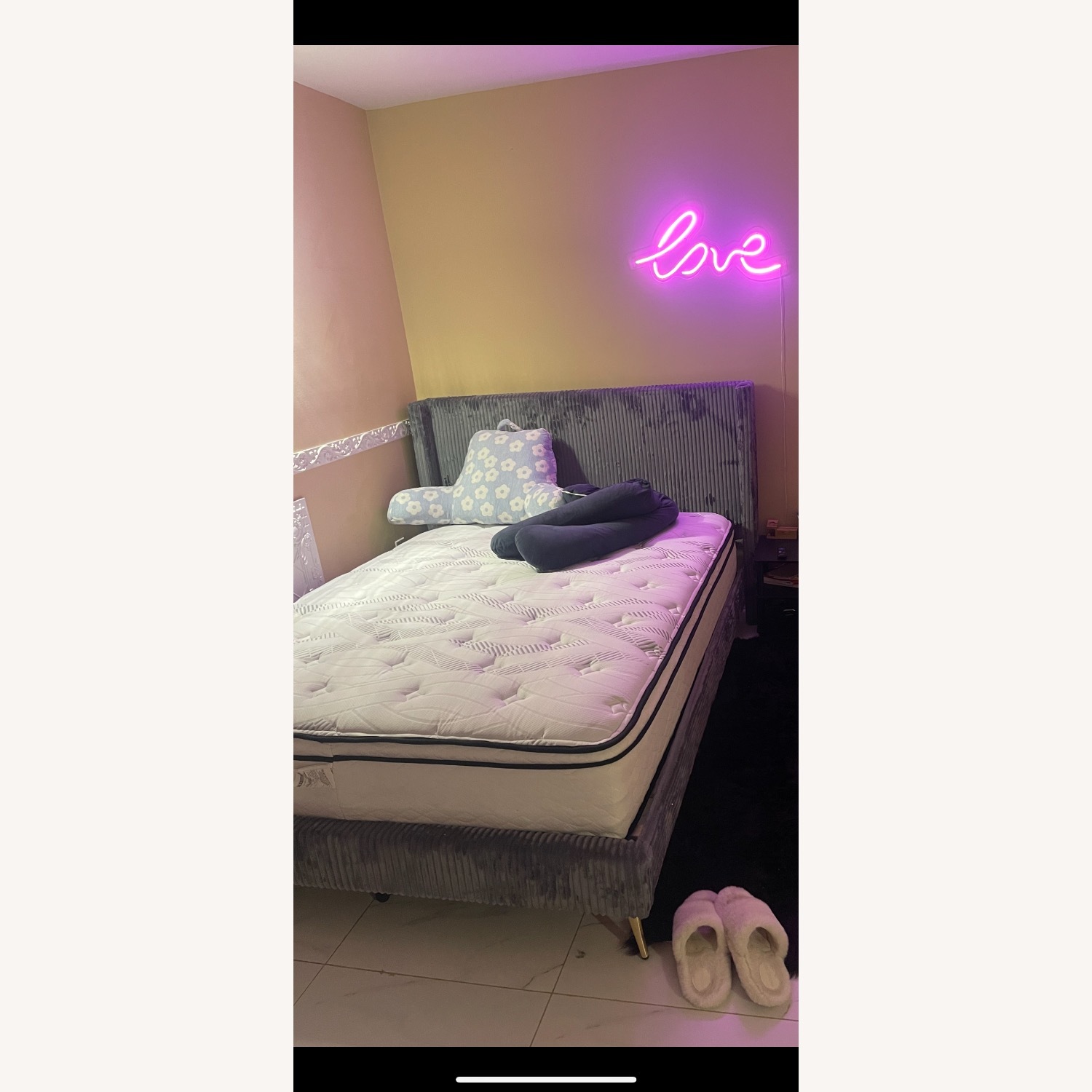 Andretta Upholstered Wingback Bed - image-1