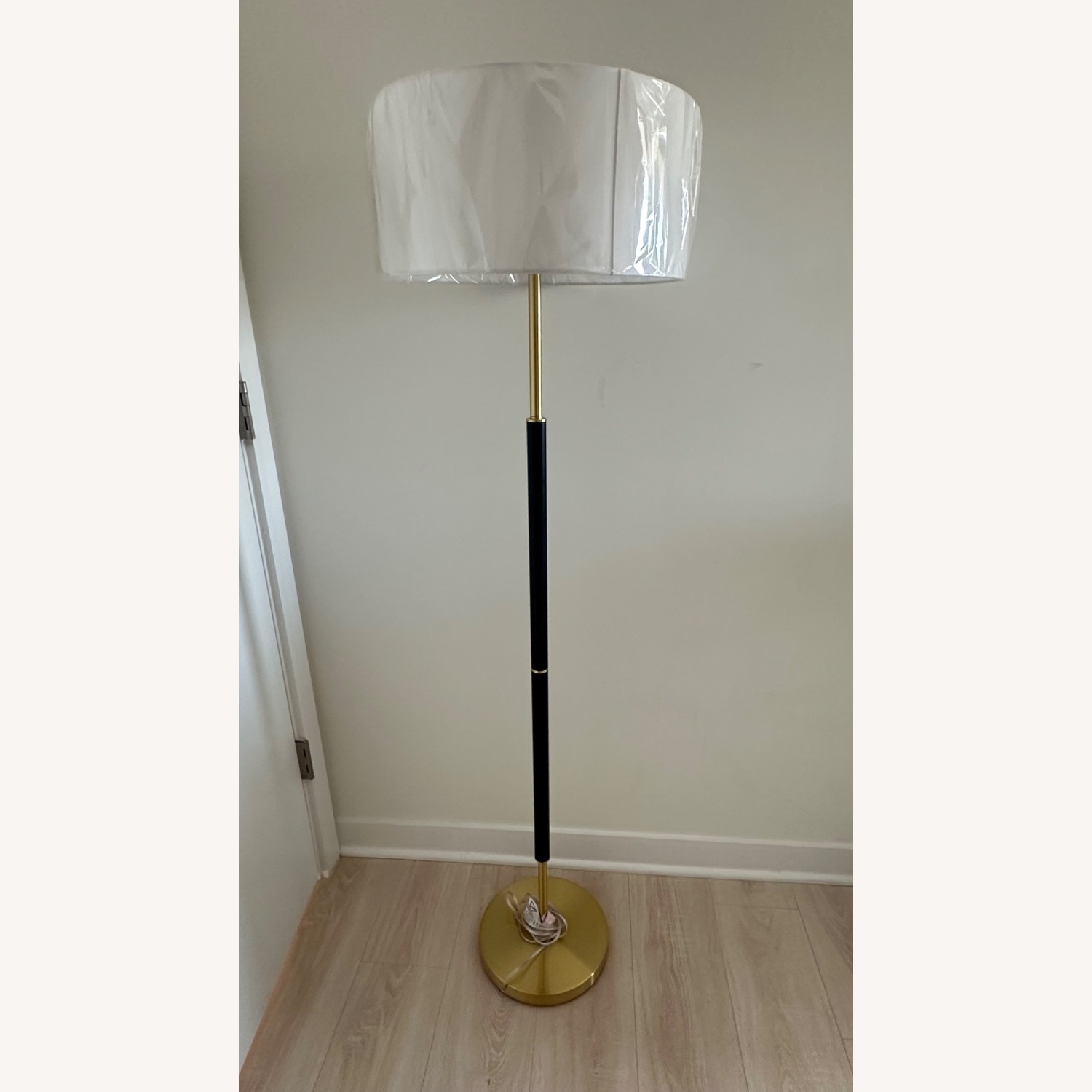 Olie 62'' Traditional Floor Lamp - image-3