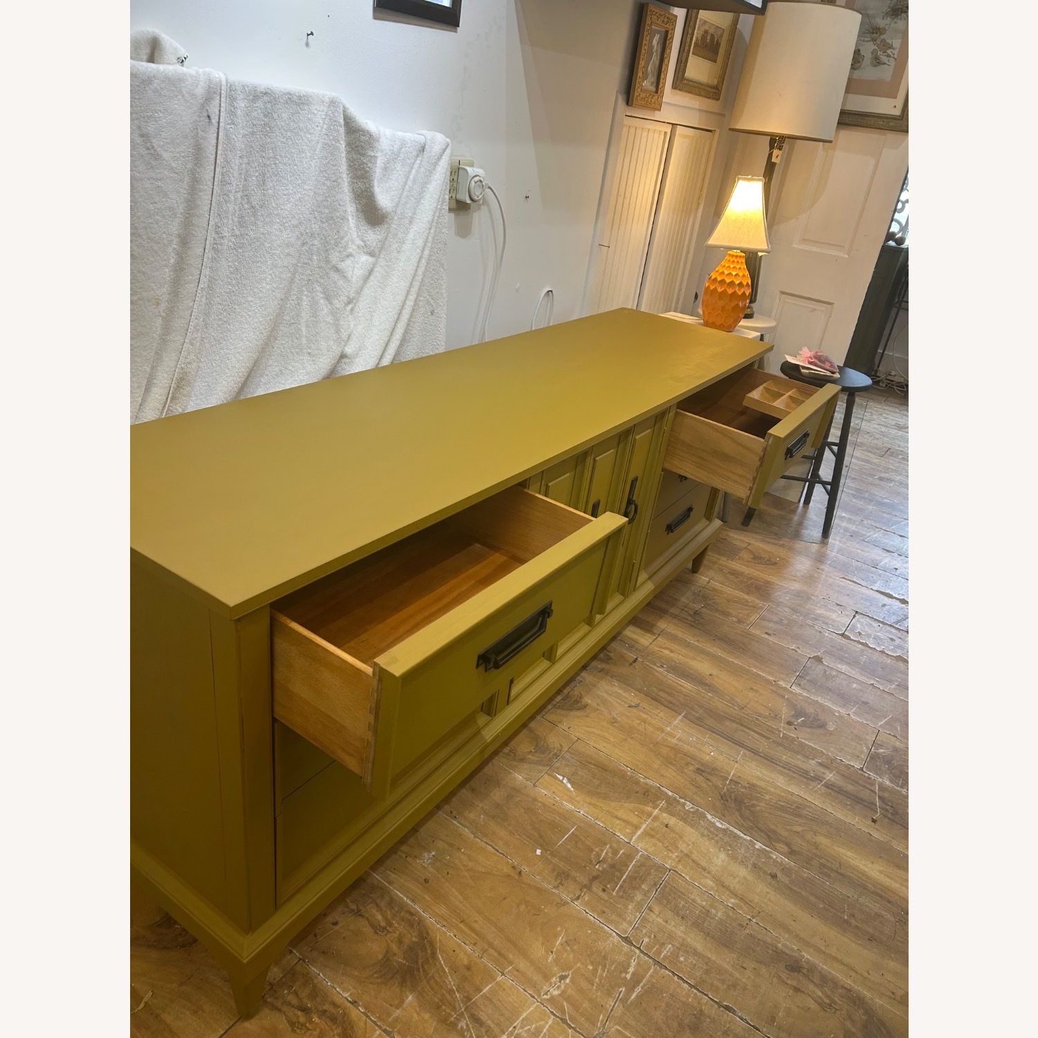 Gold Dresser - image-5