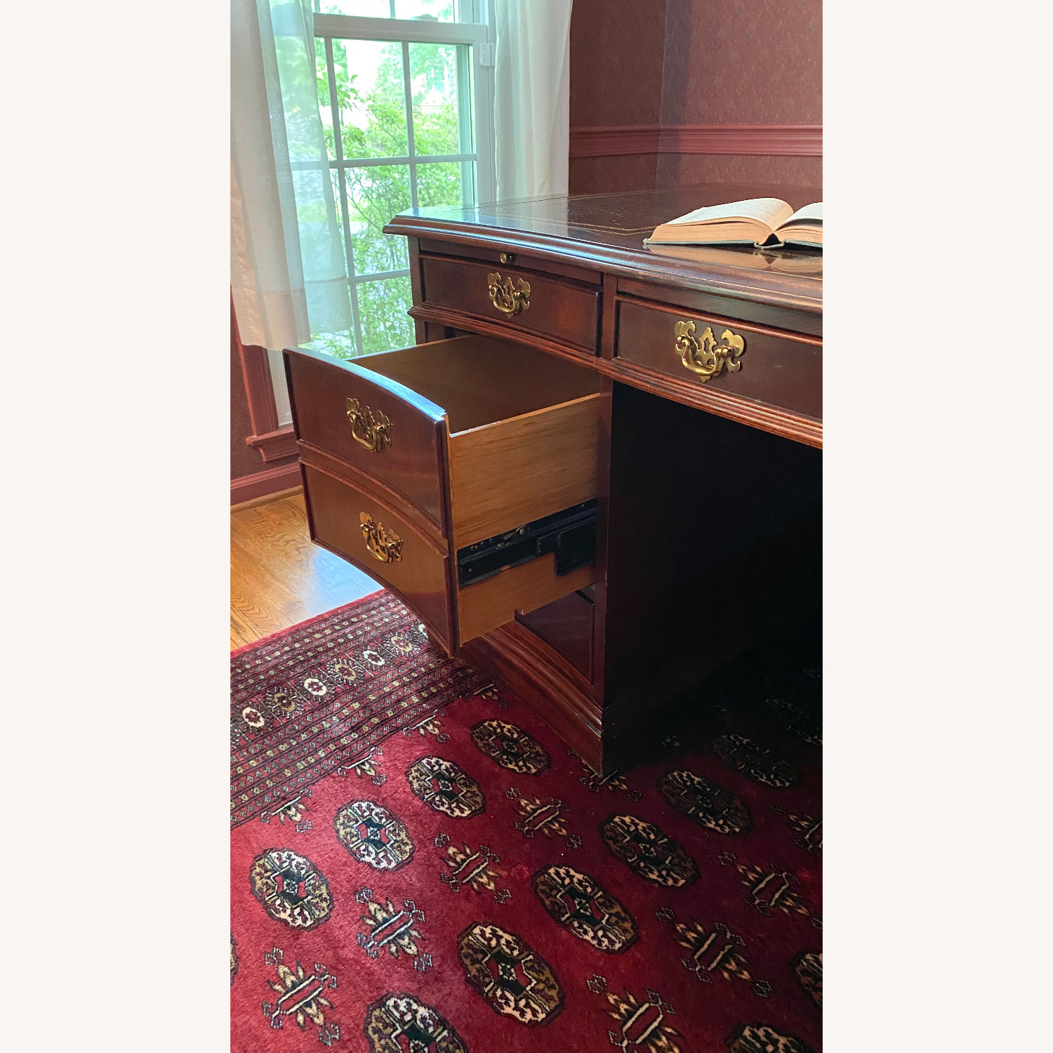 Sligh Ornate Executive Desk - image-7