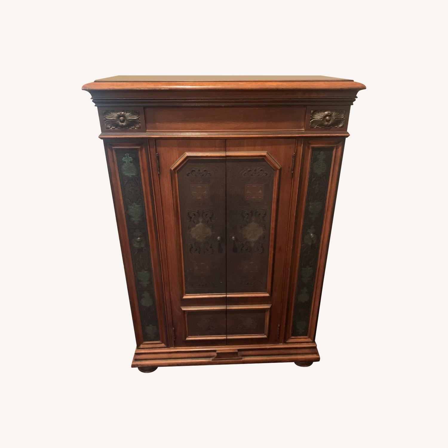 Amazing Victrole - image-0