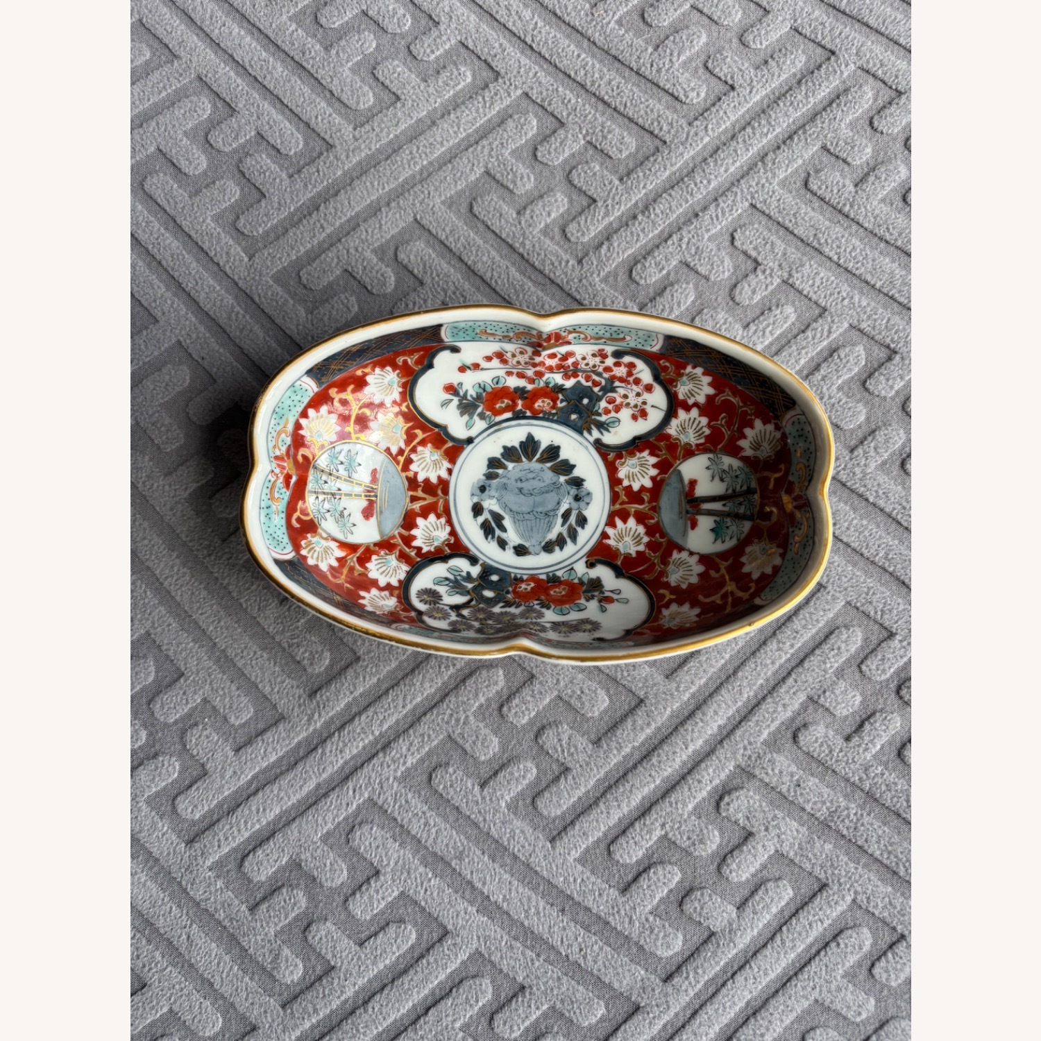 Vintage  Rare Imari Japanese Hand Painted Bowl  - image-2