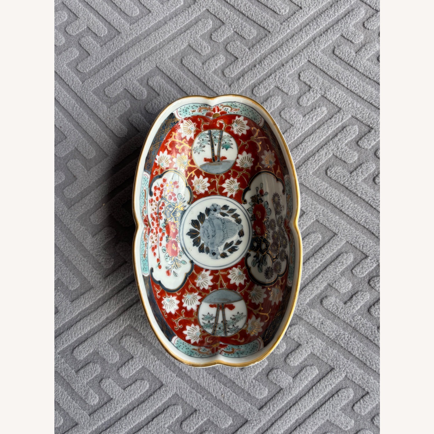 Vintage  Rare Imari Japanese Hand Painted Bowl  - image-1