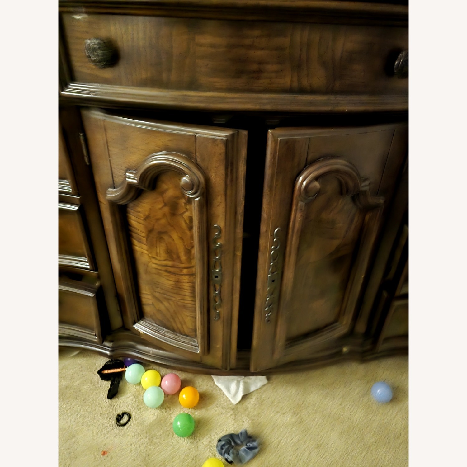 Montecillo Dresser with Mirror - image-2