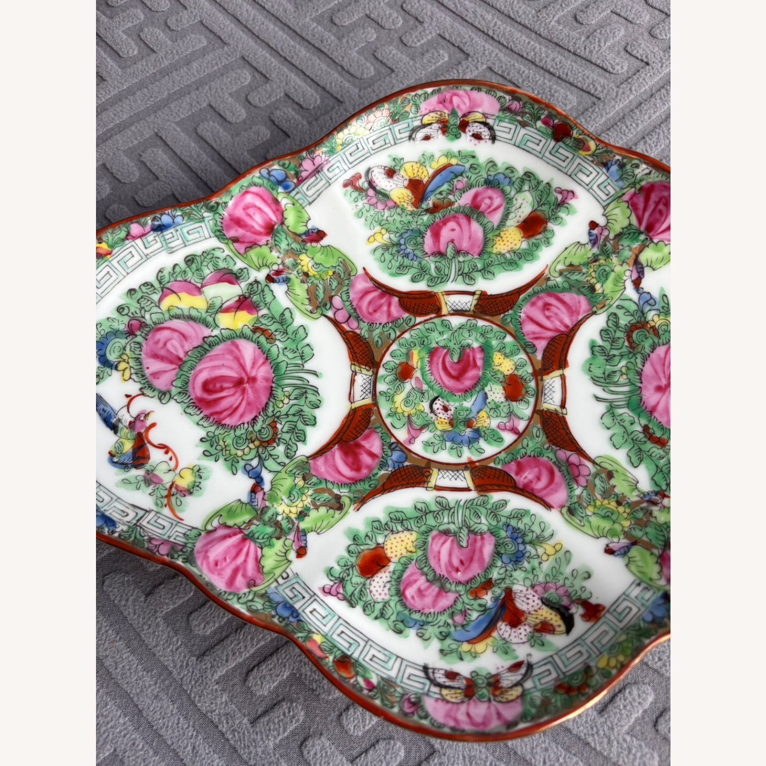 Vintage Rose Medallion Footed Dish / Vase - image-12