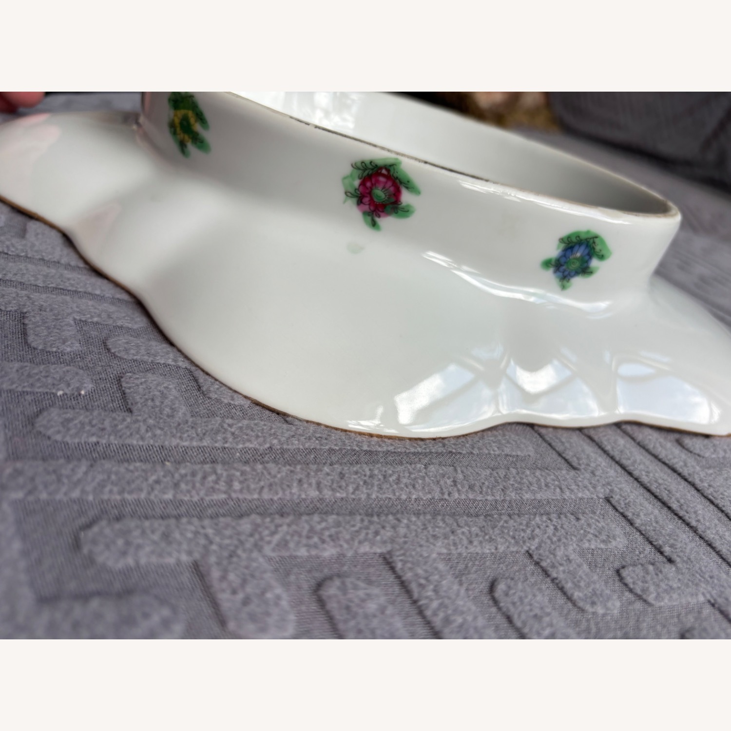 Vintage Rose Medallion Footed Dish / Vase - image-14