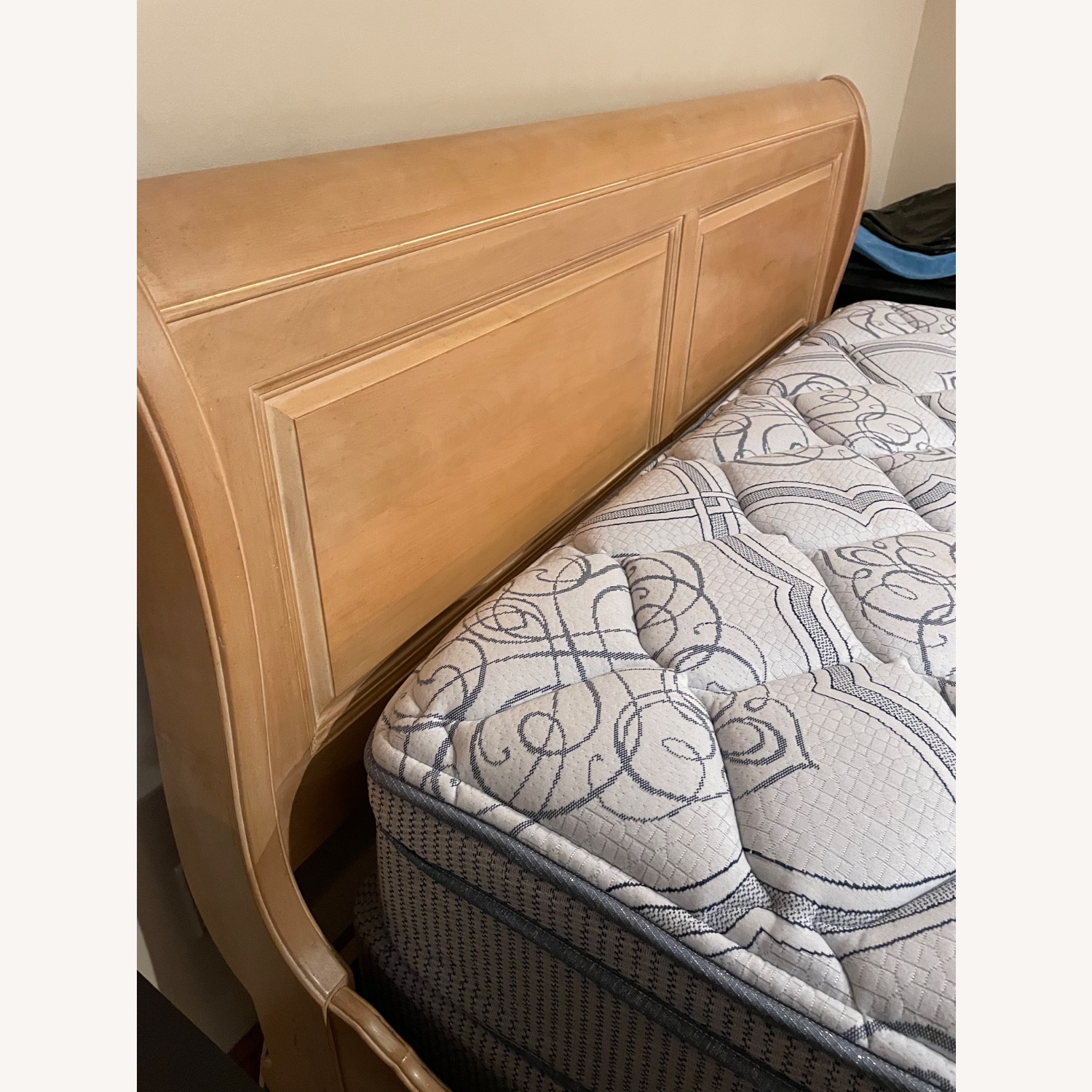 Ethan Allen Queen Sleigh Bed with Lingerie Chest - image-3