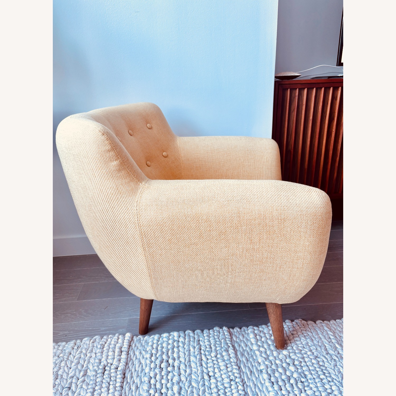 Gelman Modern Tufted 31" Armchair - image-2