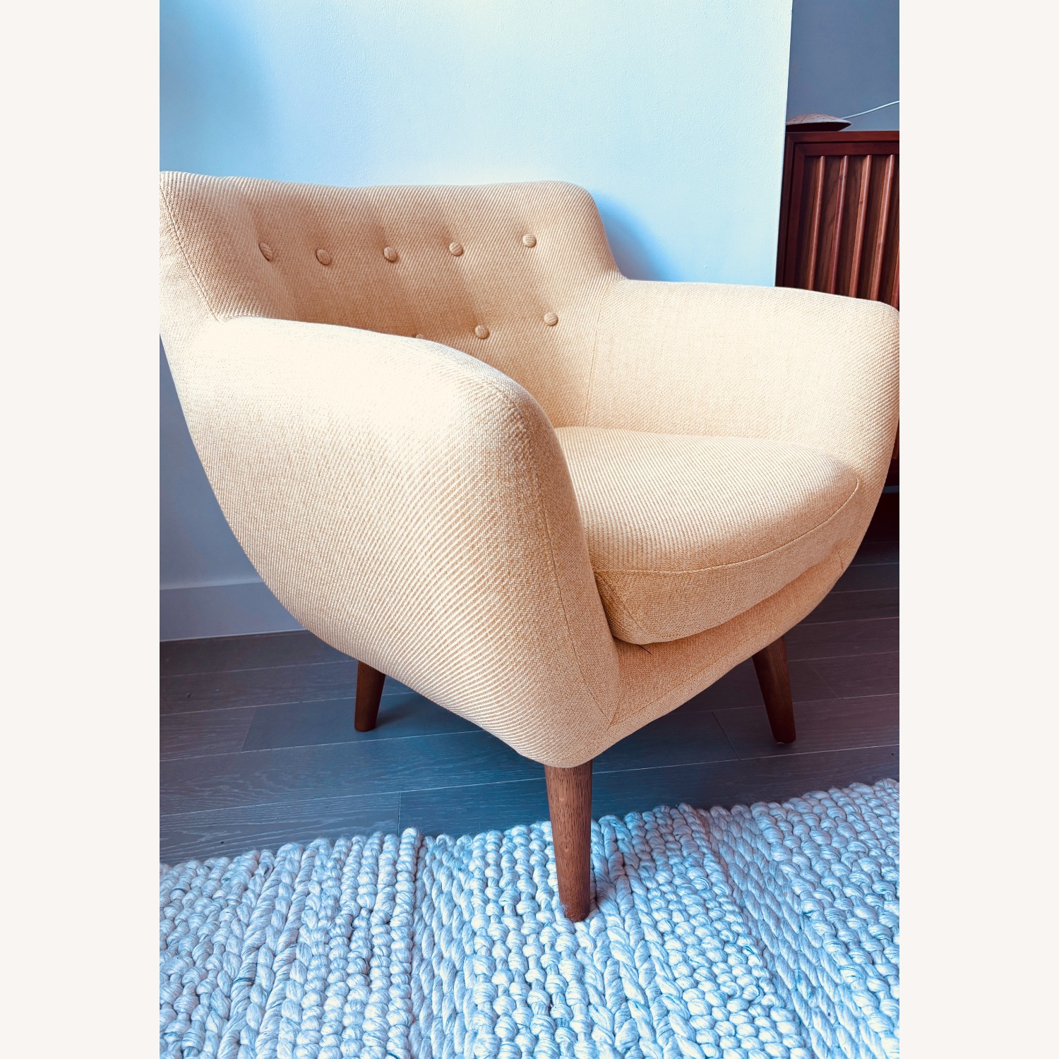 Gelman Modern Tufted 31" Armchair - image-3