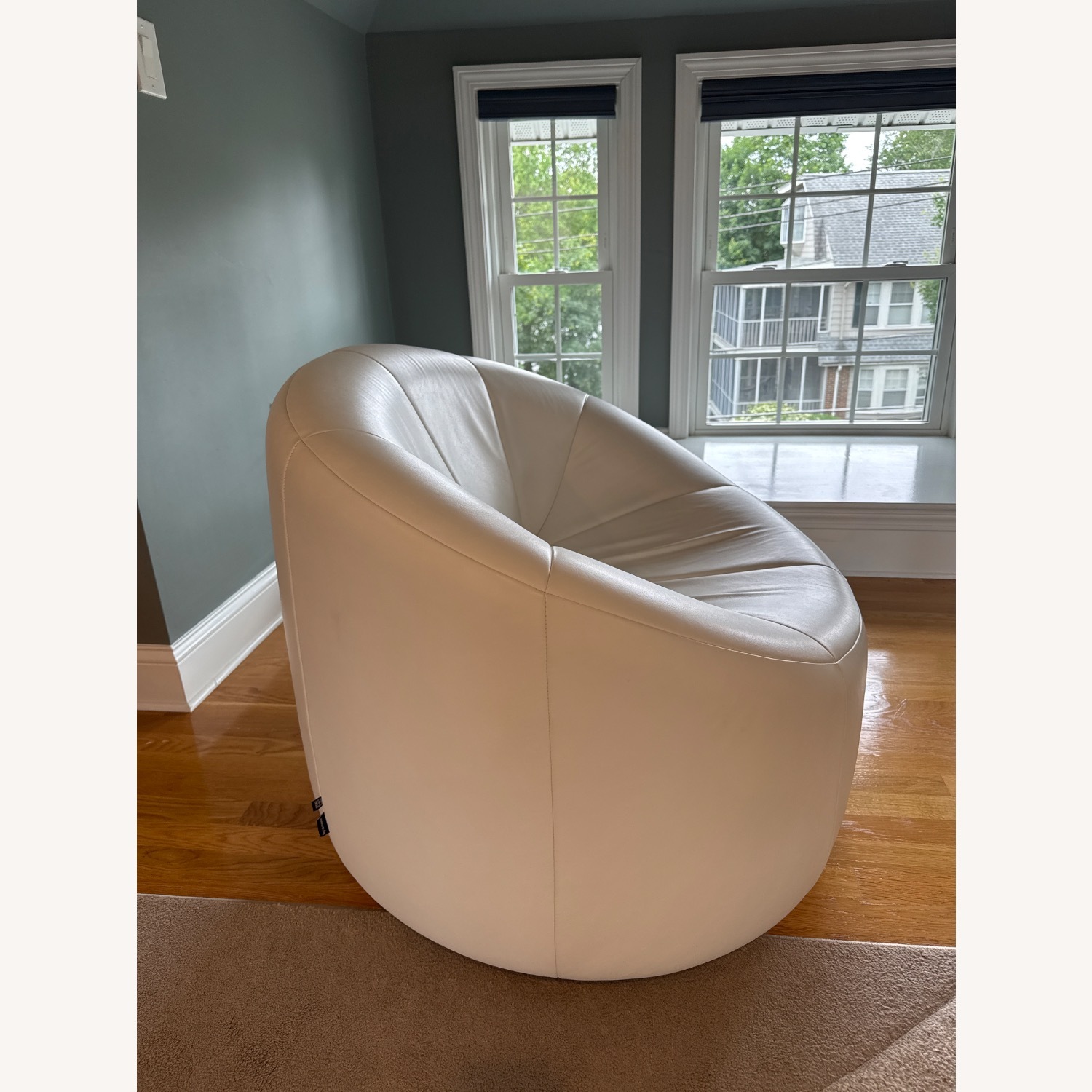 Pierre Paulin Pumpkin Swivel Armchairs - image-3