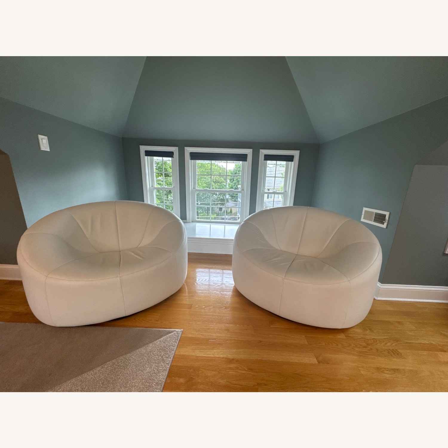 Pierre Paulin Pumpkin Swivel Armchairs - image-2