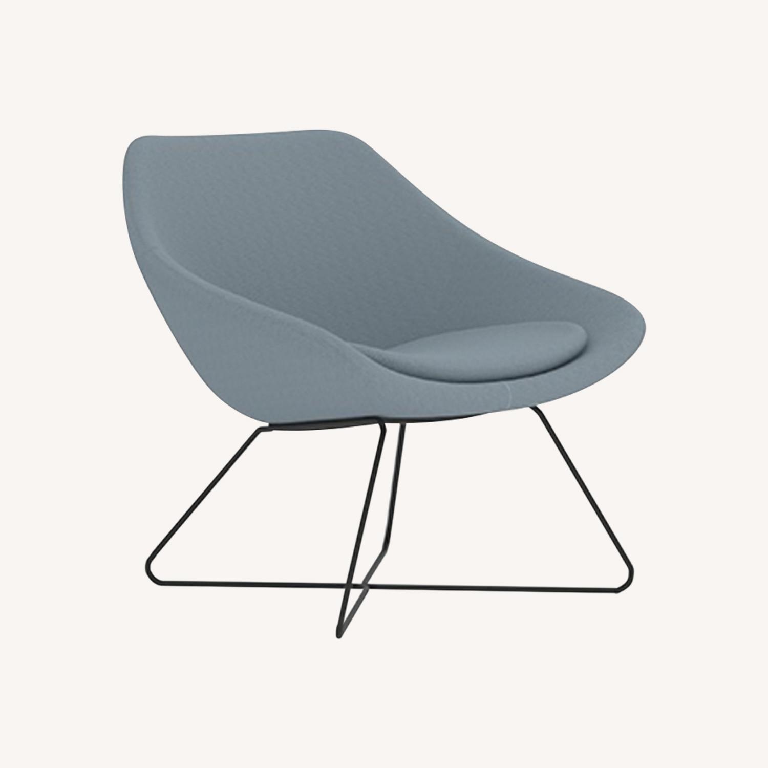 Allermuir Open Lounge chair - image-0