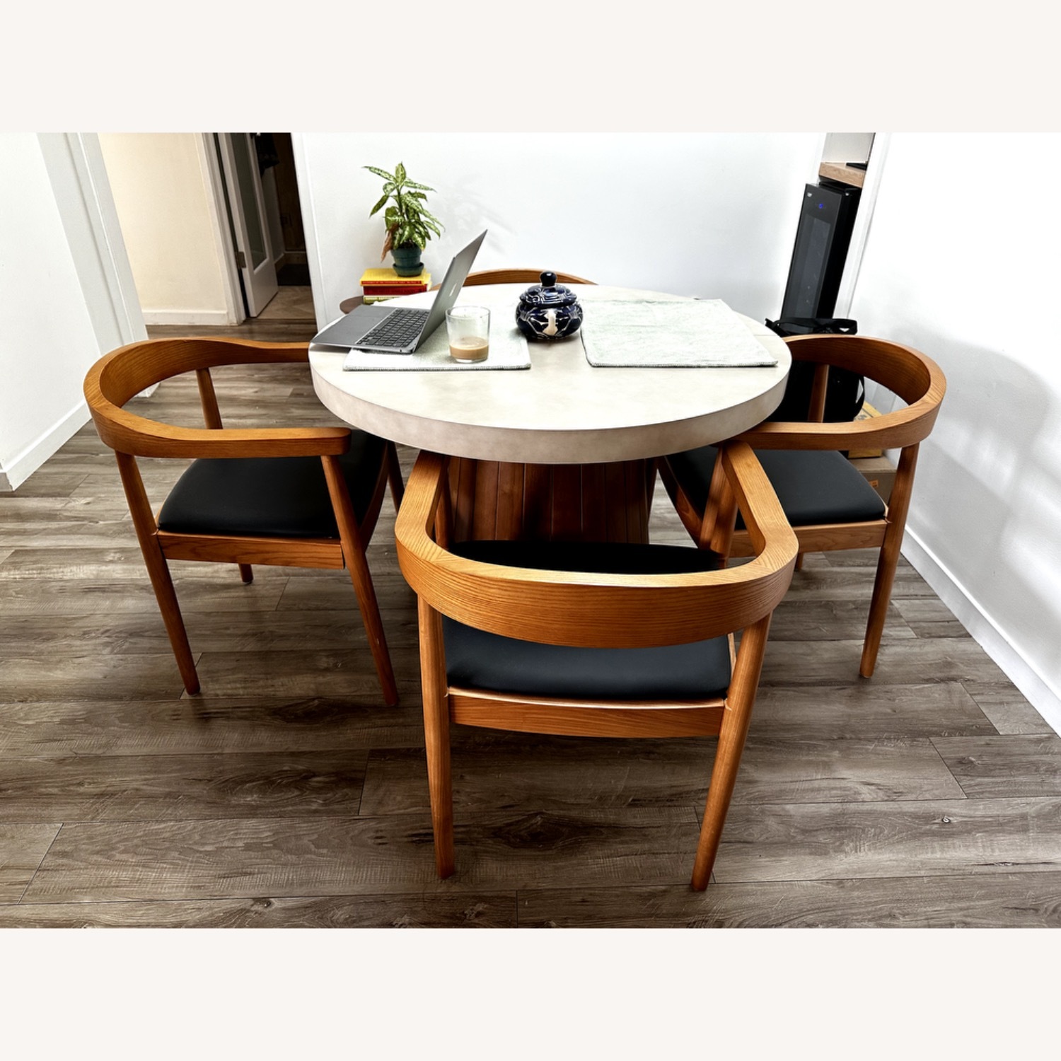 Extendable Dining Table - AptDeco