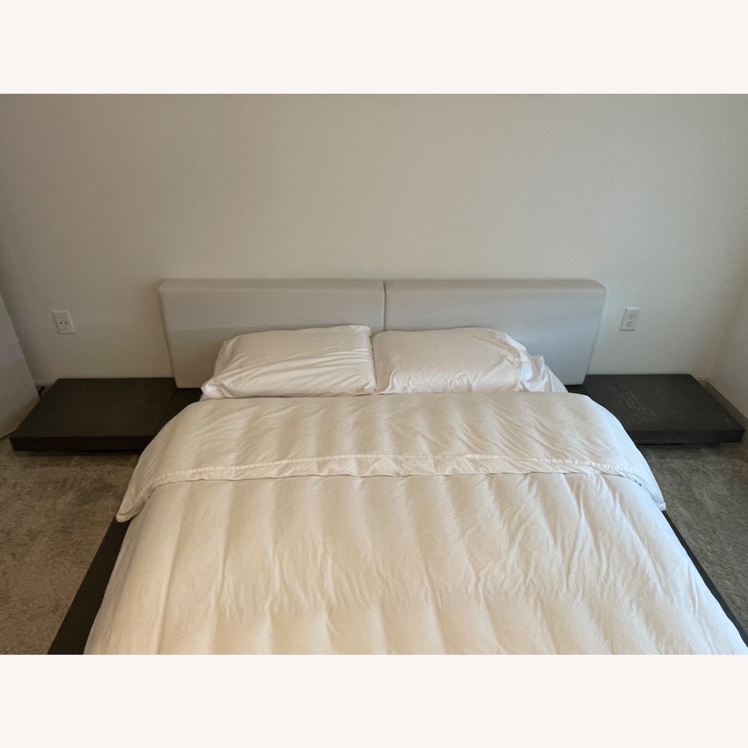Wade Logan Queen Modern Platform Bed - image-3
