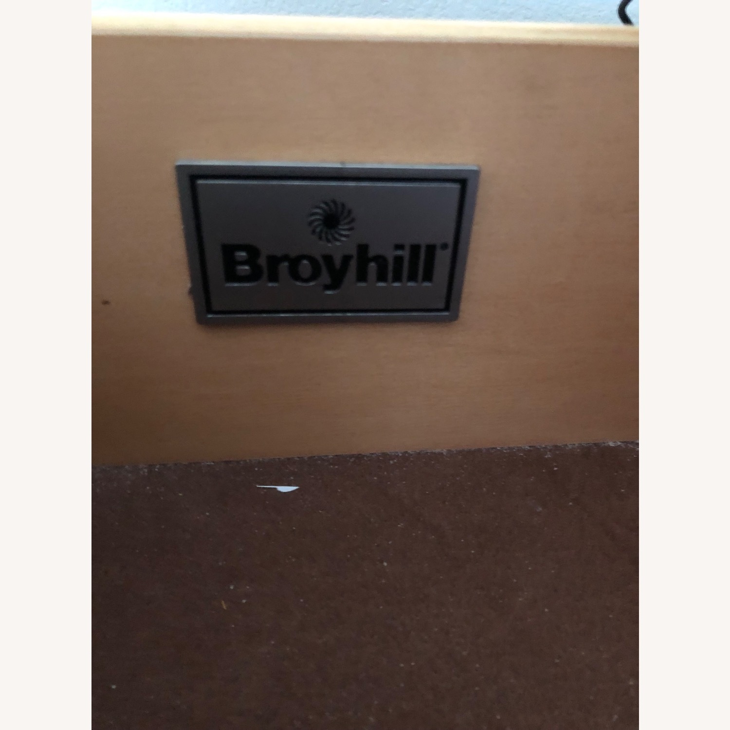 Broyhill Queen Headboard and Footboar - image-3