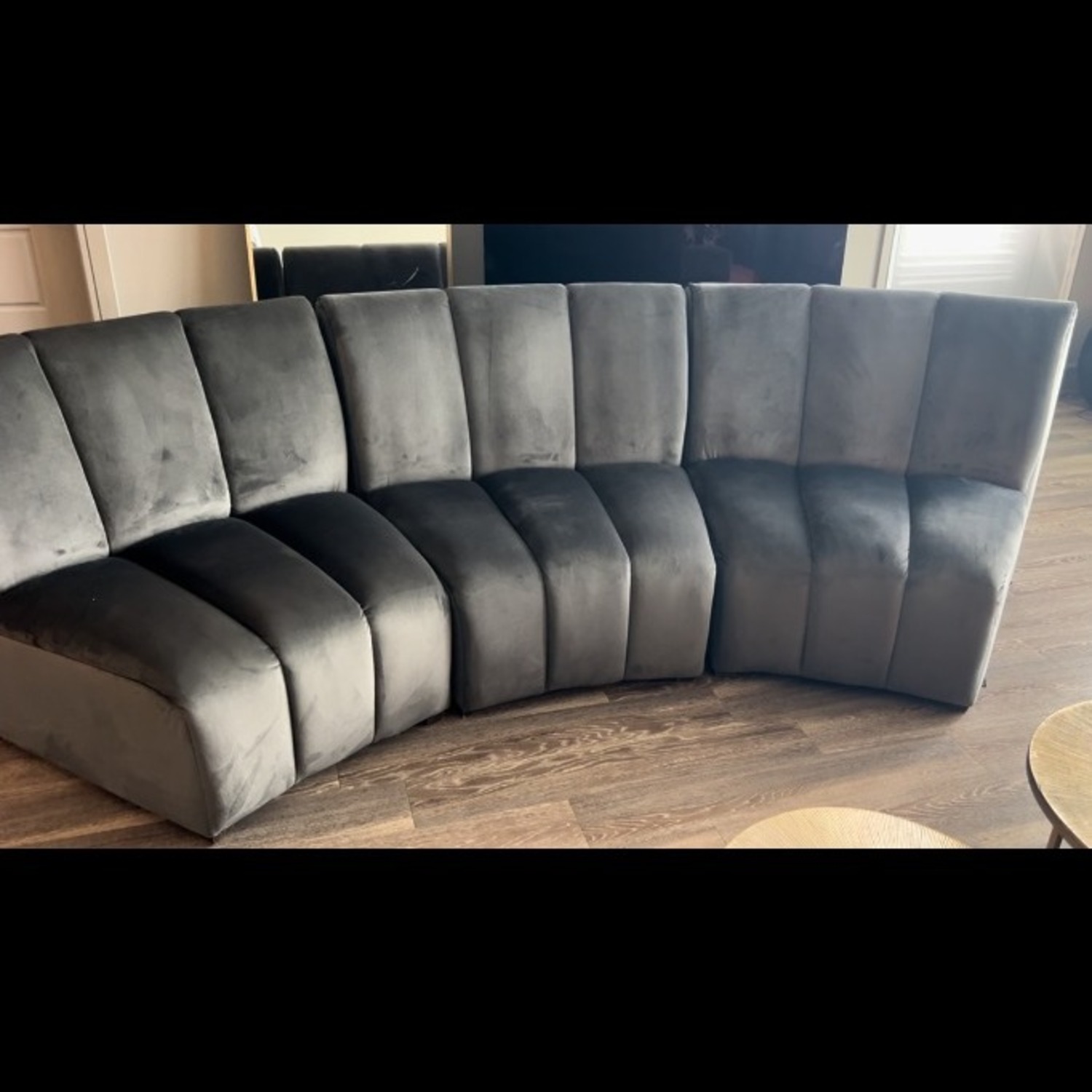 Jayce 3 PC Sectional - image-1