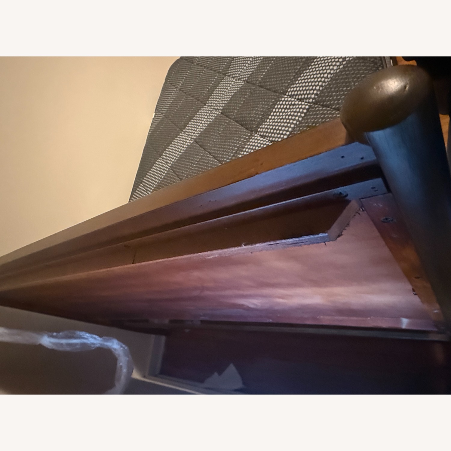 Bettie Queen Brown Platform Bed - image-5