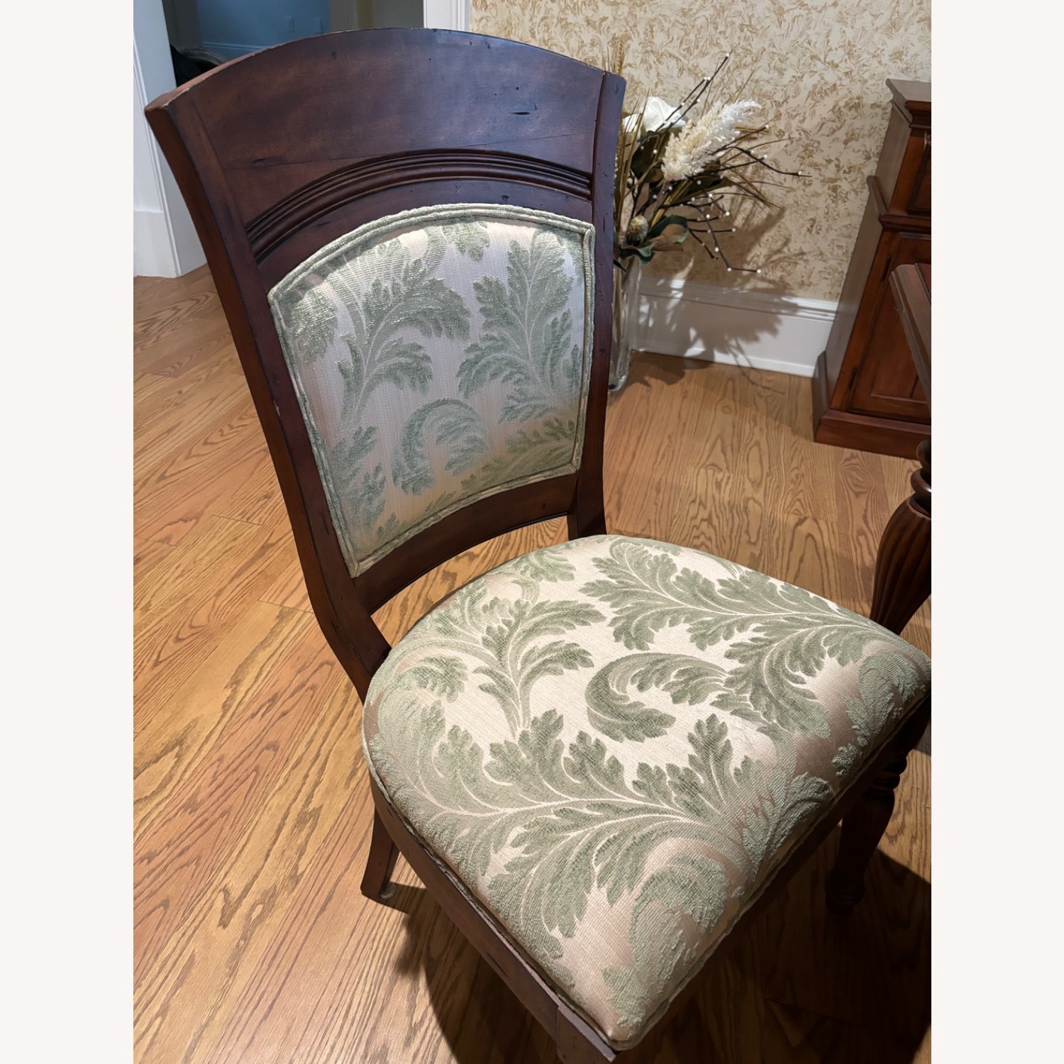 Harden Furniture Dining Set - image-1