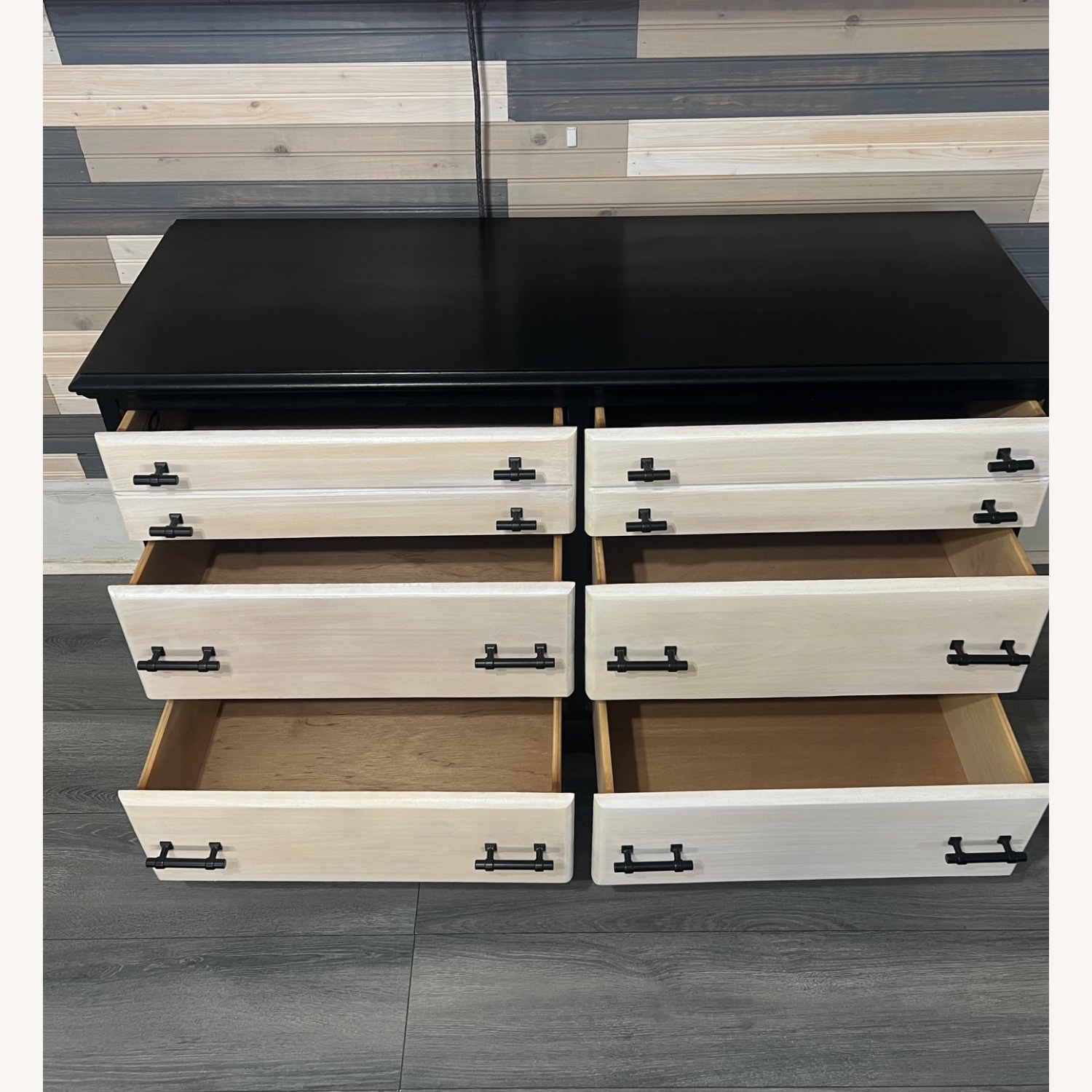 Carolina Furniture Works Dresser W 6 Drawers - image-6