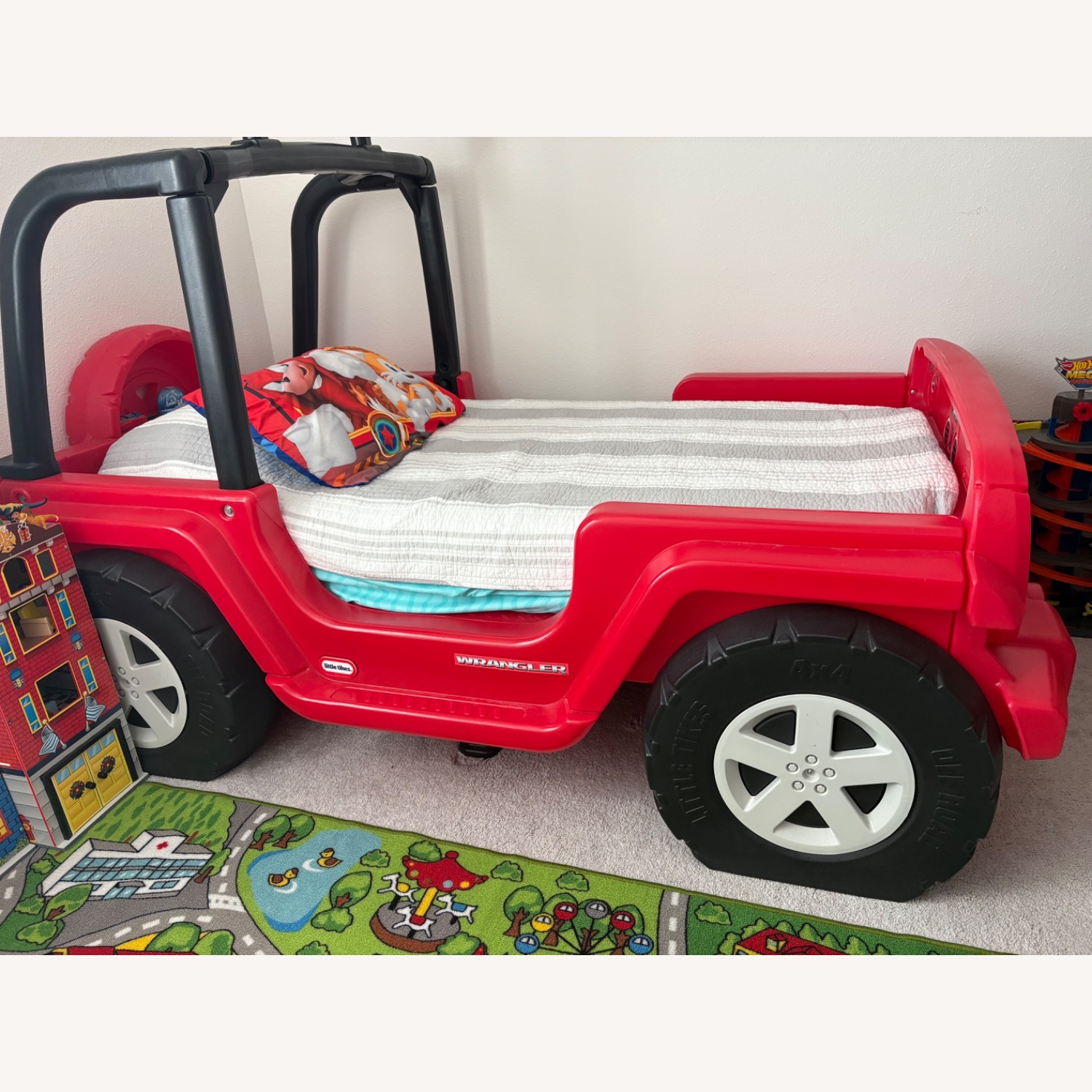 Kids Jeep Bed - image-4