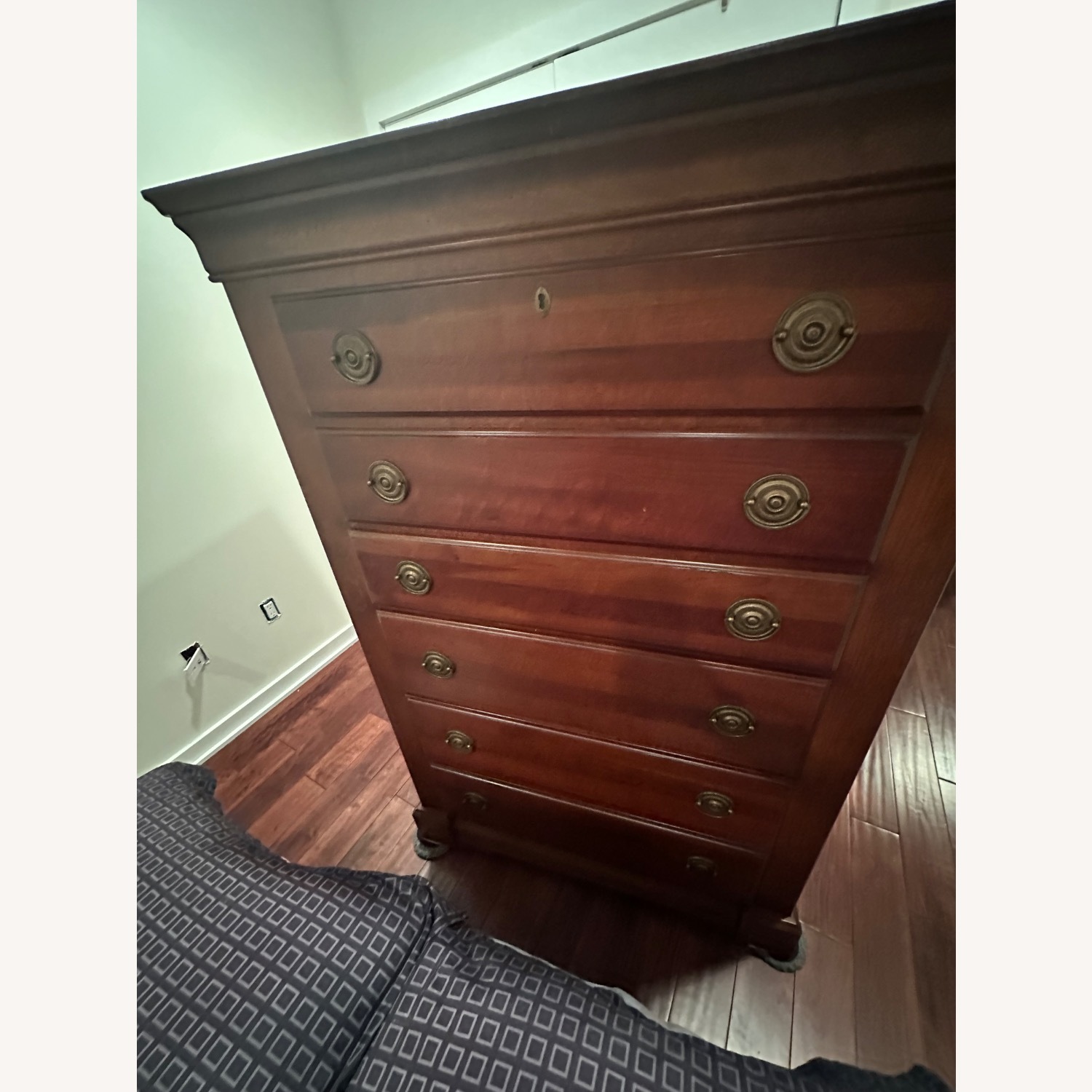 Bassett Chris Madden Wood Chest of Drawers  - image-3