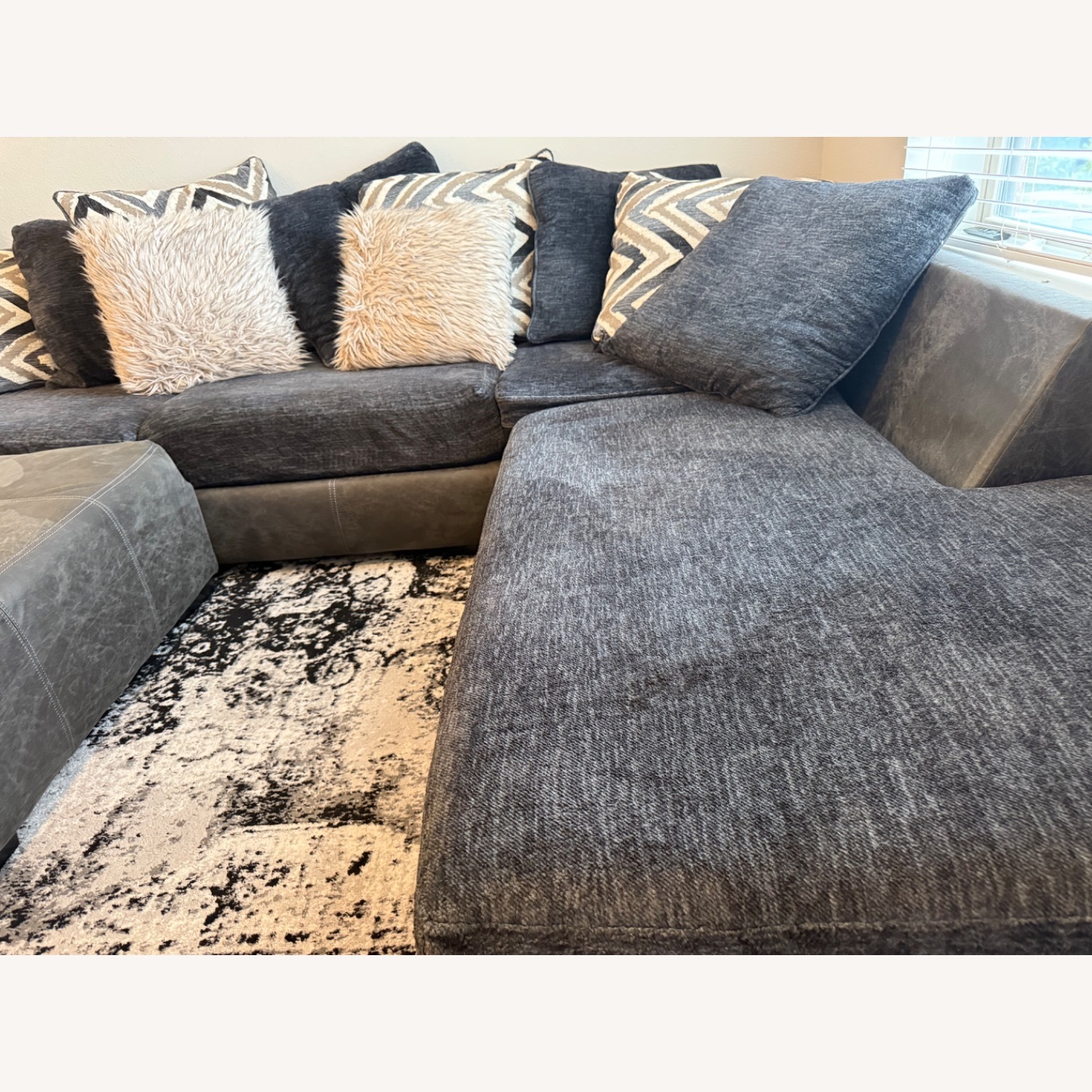 LA Linen Sofa With Chaise and Ottoman - image-3