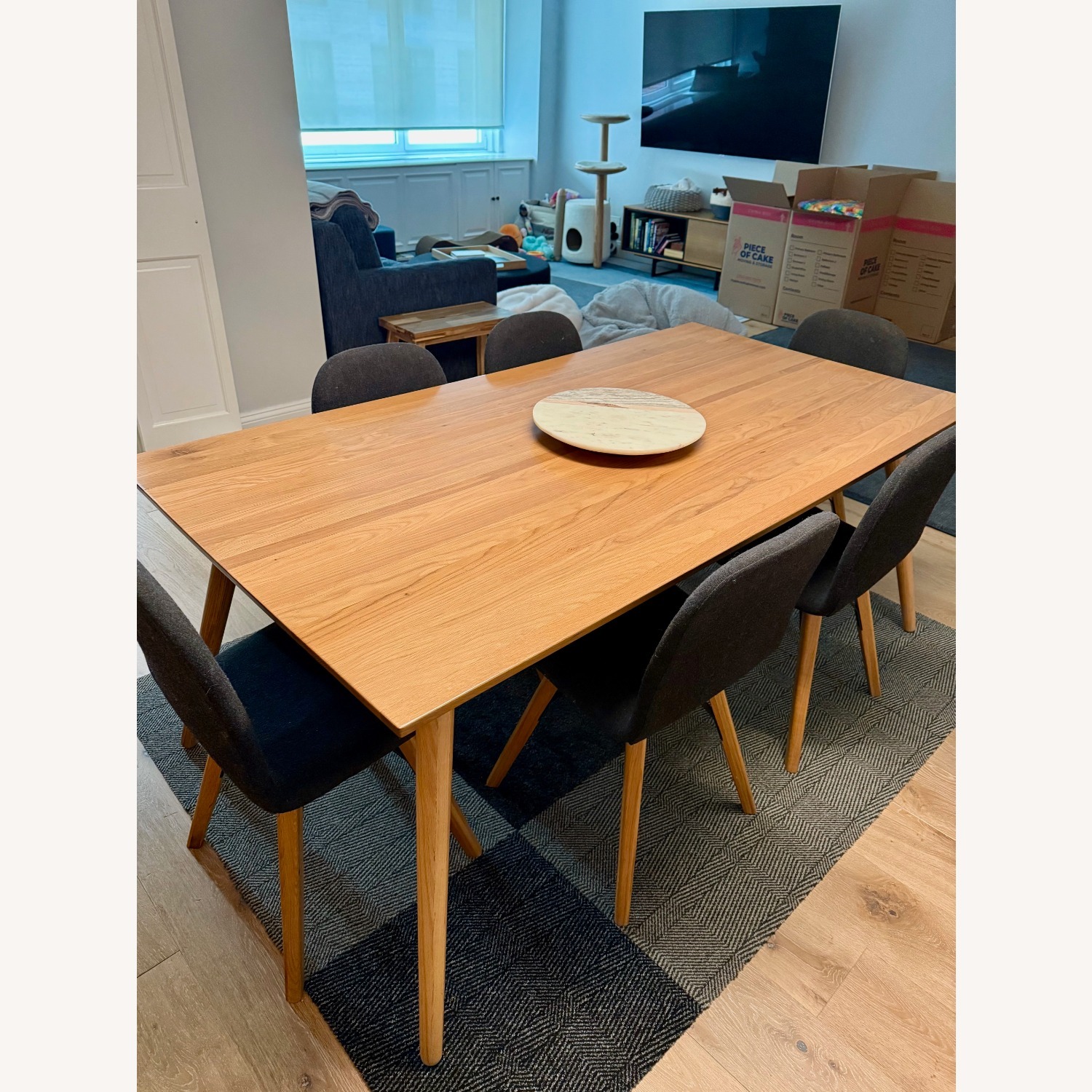 Article Seno Extendable Dining Table in Oak - AptDeco