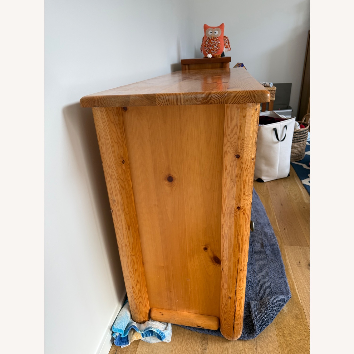 White Cedar Rustic 8 Drawer Log Dresser  - image-3