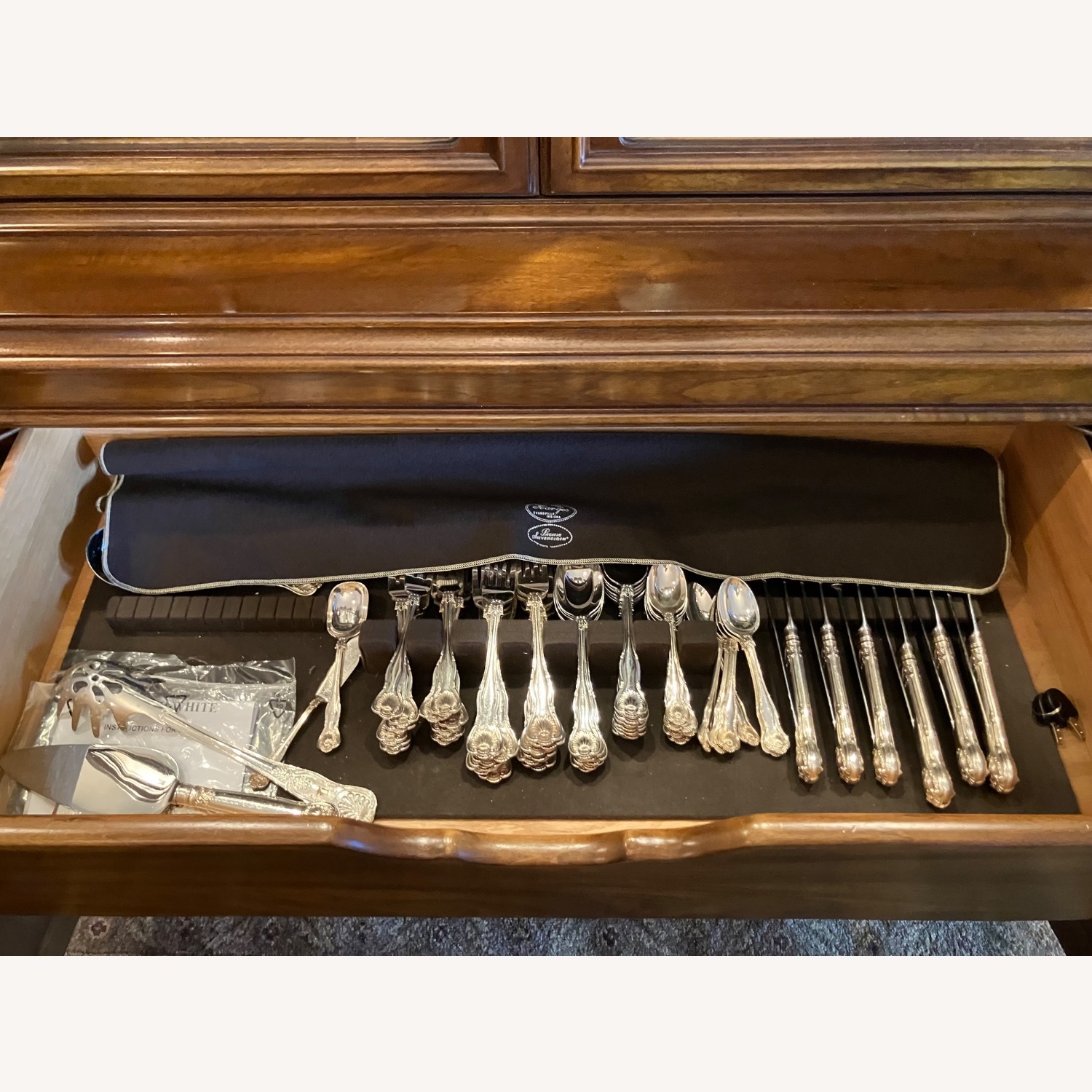 Karges Distinctive Hutch/Breakfront - image-3