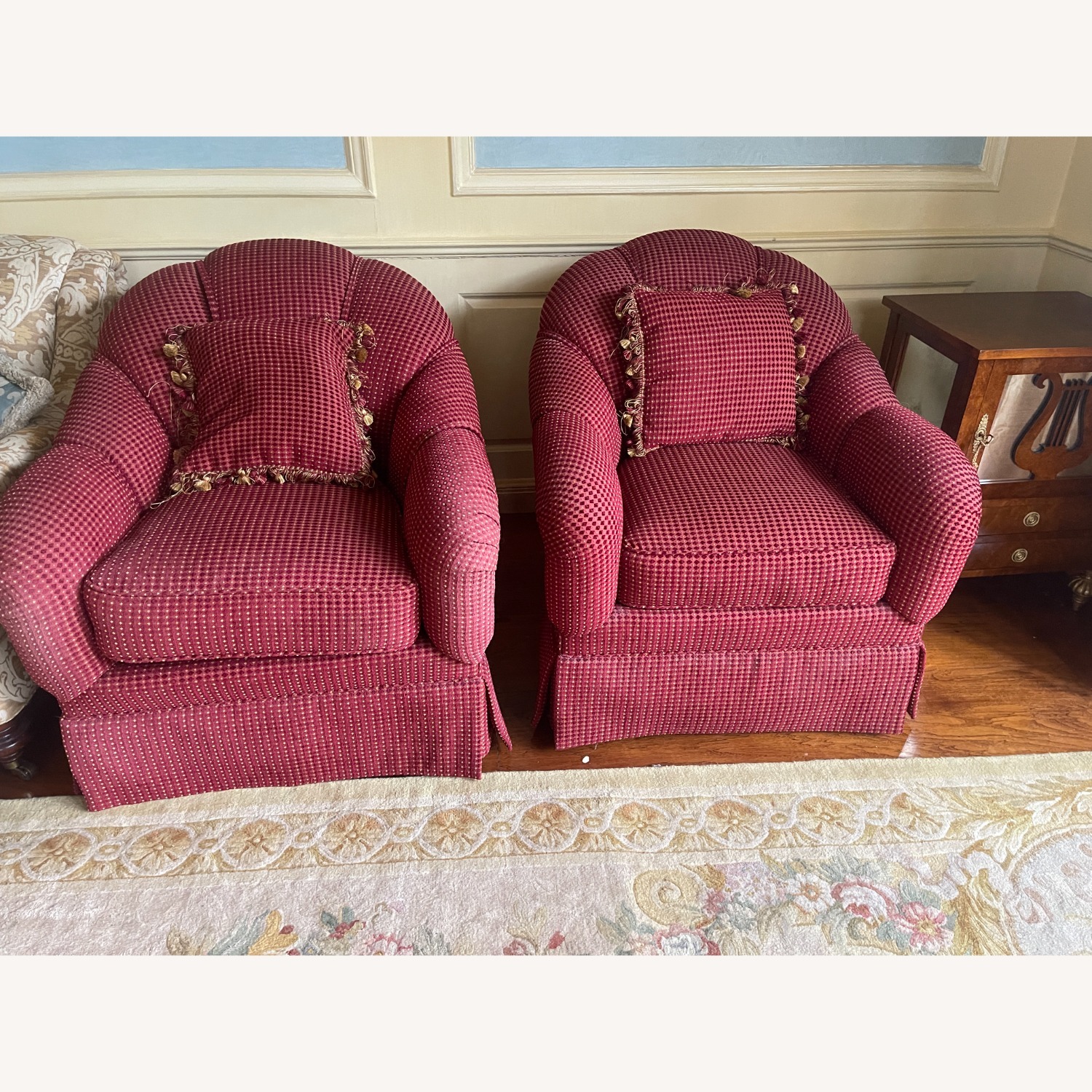 Krave Furniture Swivel Armchair-Red - image-7