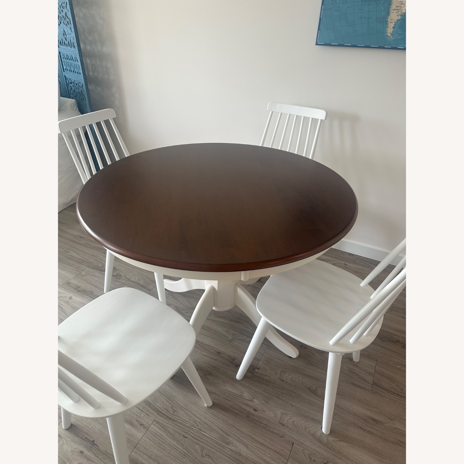 Cottage Style 41' Round Table - image-1