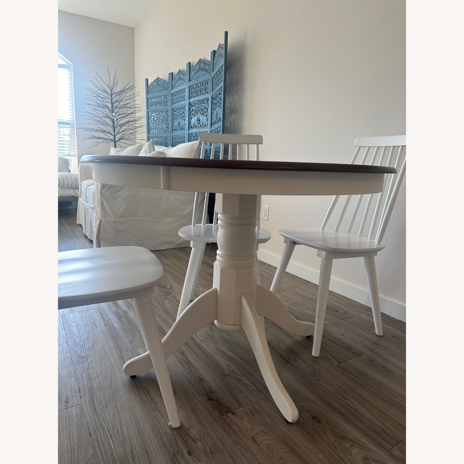 Cottage Style 41' Round Table - image-2