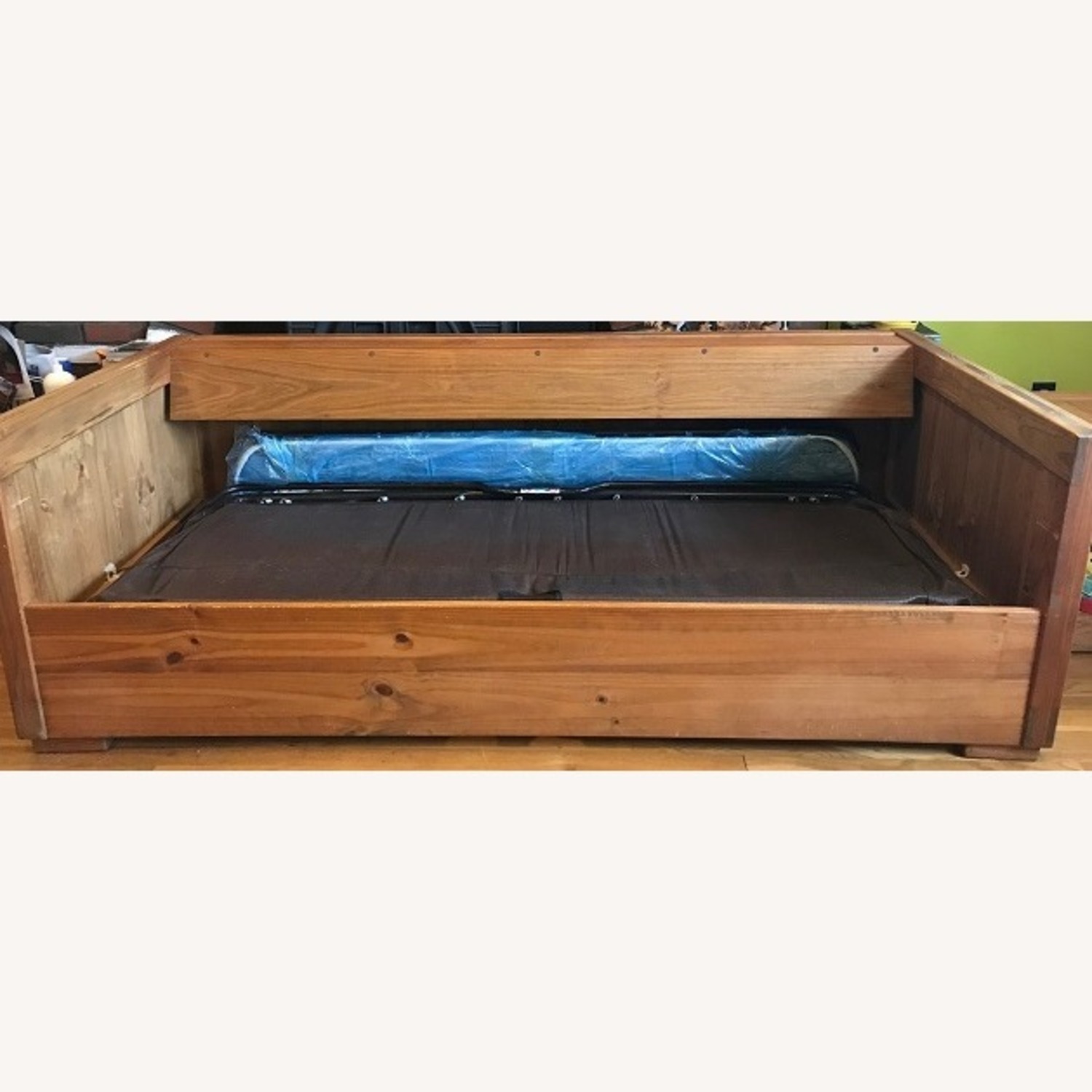 This End Up Classic Sleeper Sofa - image-1