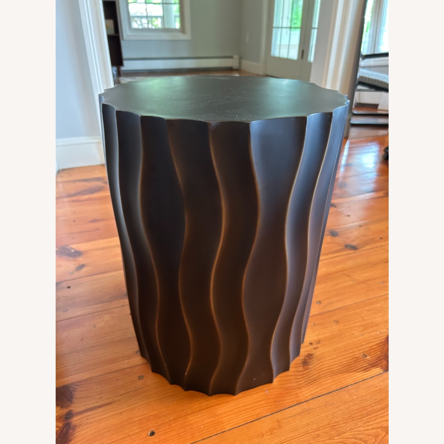 Crate &amp; Barrel Acadia Side Table - AptDeco